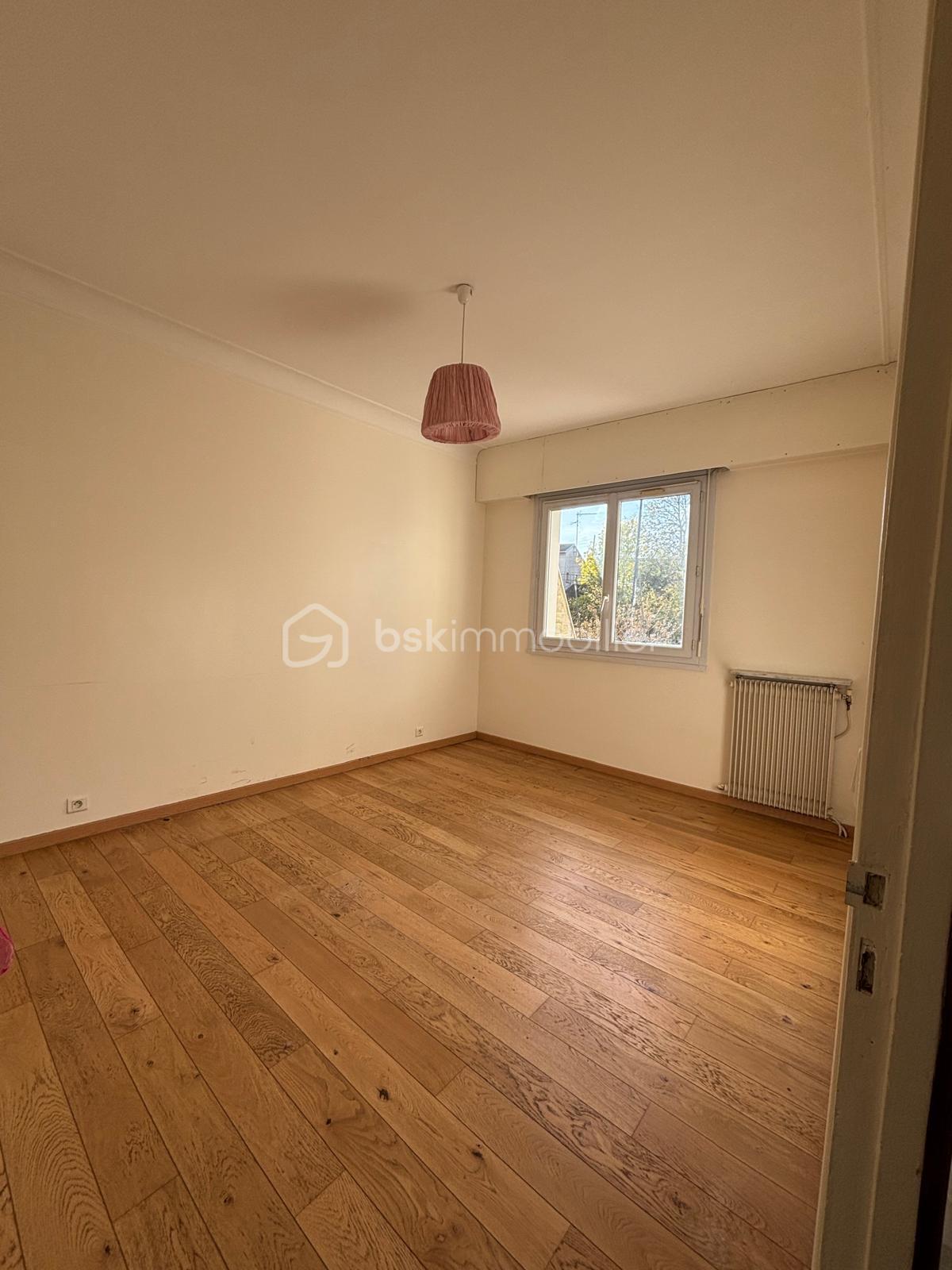 Pavillon de 183 m² - f122c568-a9e0-4947-87b9-7aeaa499a38e.jpeg