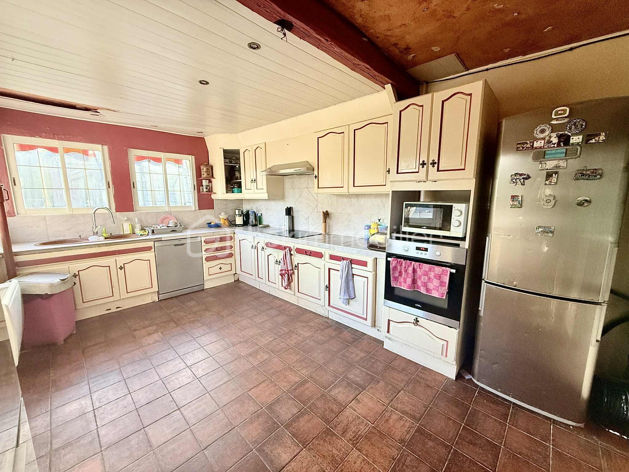 Maison de 147 m² - 1e2eba28-d207-4280-8656-9a57e73c1cda.jpg