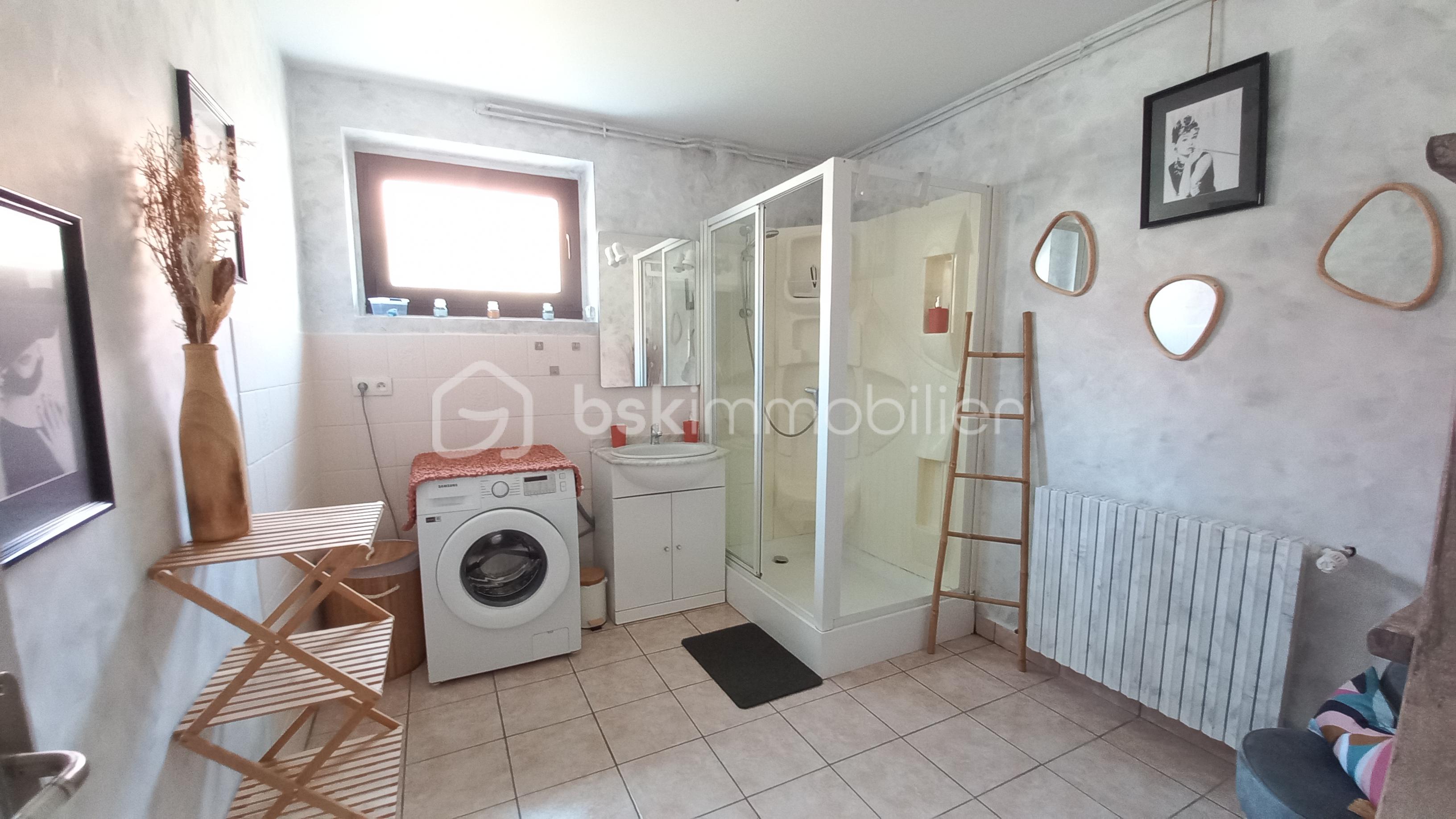 Maison traditionnelle de 180 m² - 20250603_141304.jpg