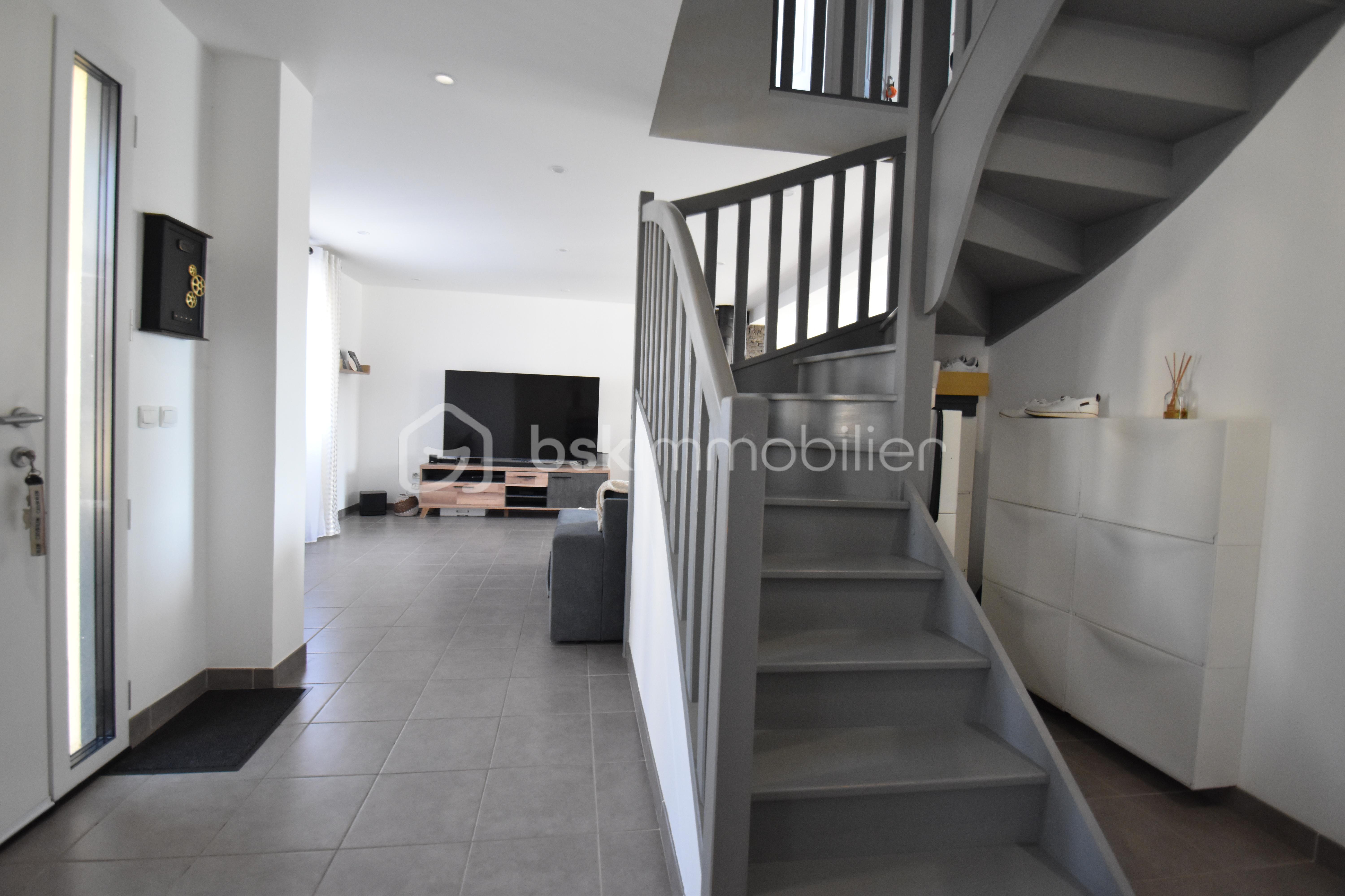 Pavillon de 158 m² - entrée4.JPG