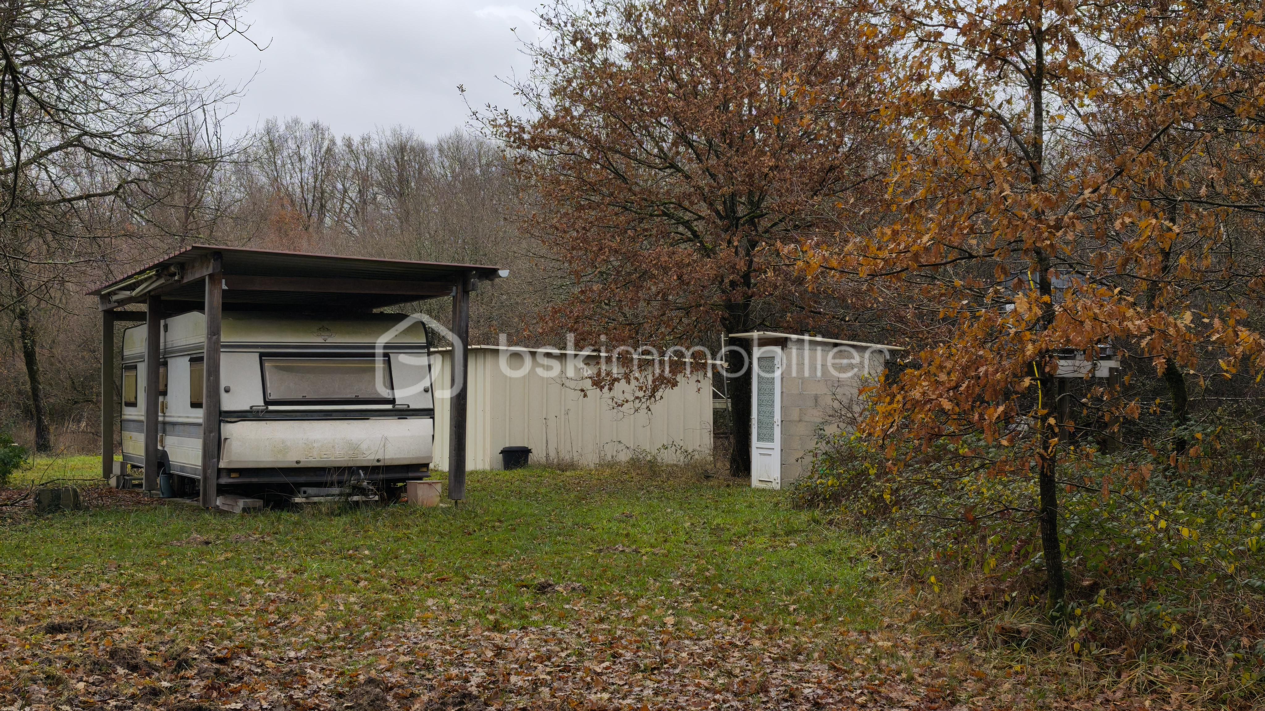 Terrain de 81 372 m² - 1767360763522.jpg