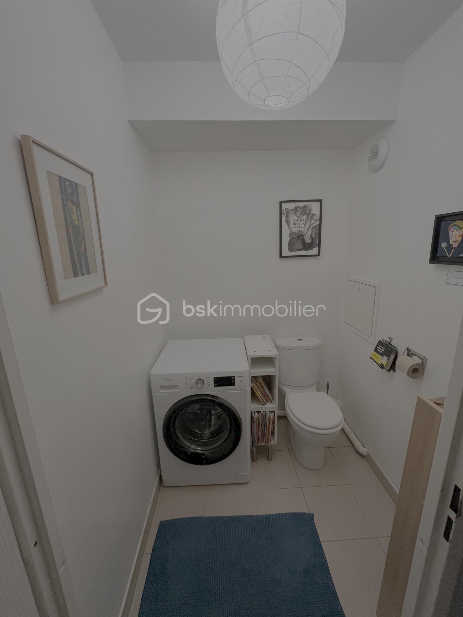 WC.jpg