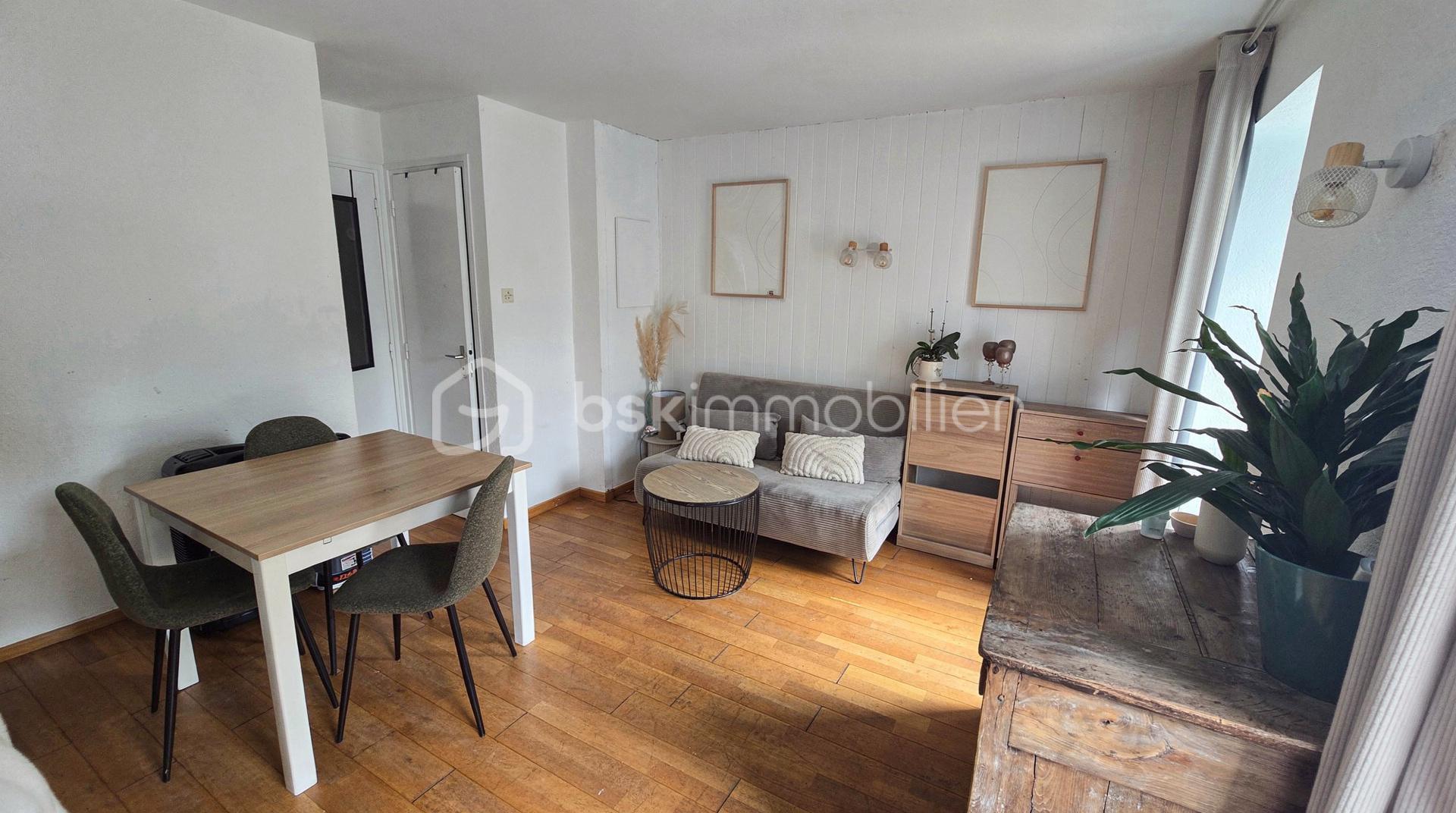 sulniac_livingroom-dinningroom_500aa079.jpg