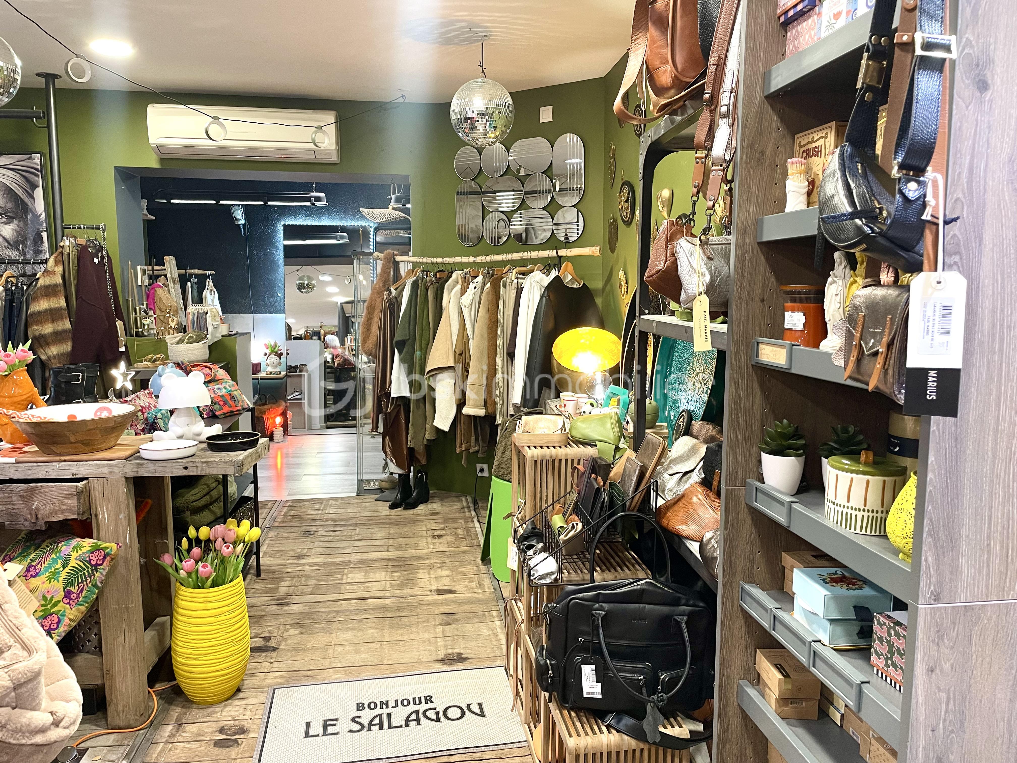 Fonds de commerce - boutique 2.jpg