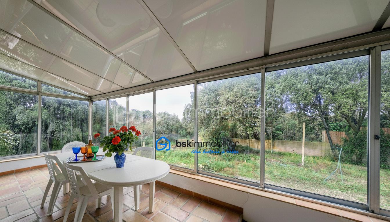 Véranda Maison Aureille Barras 4.png