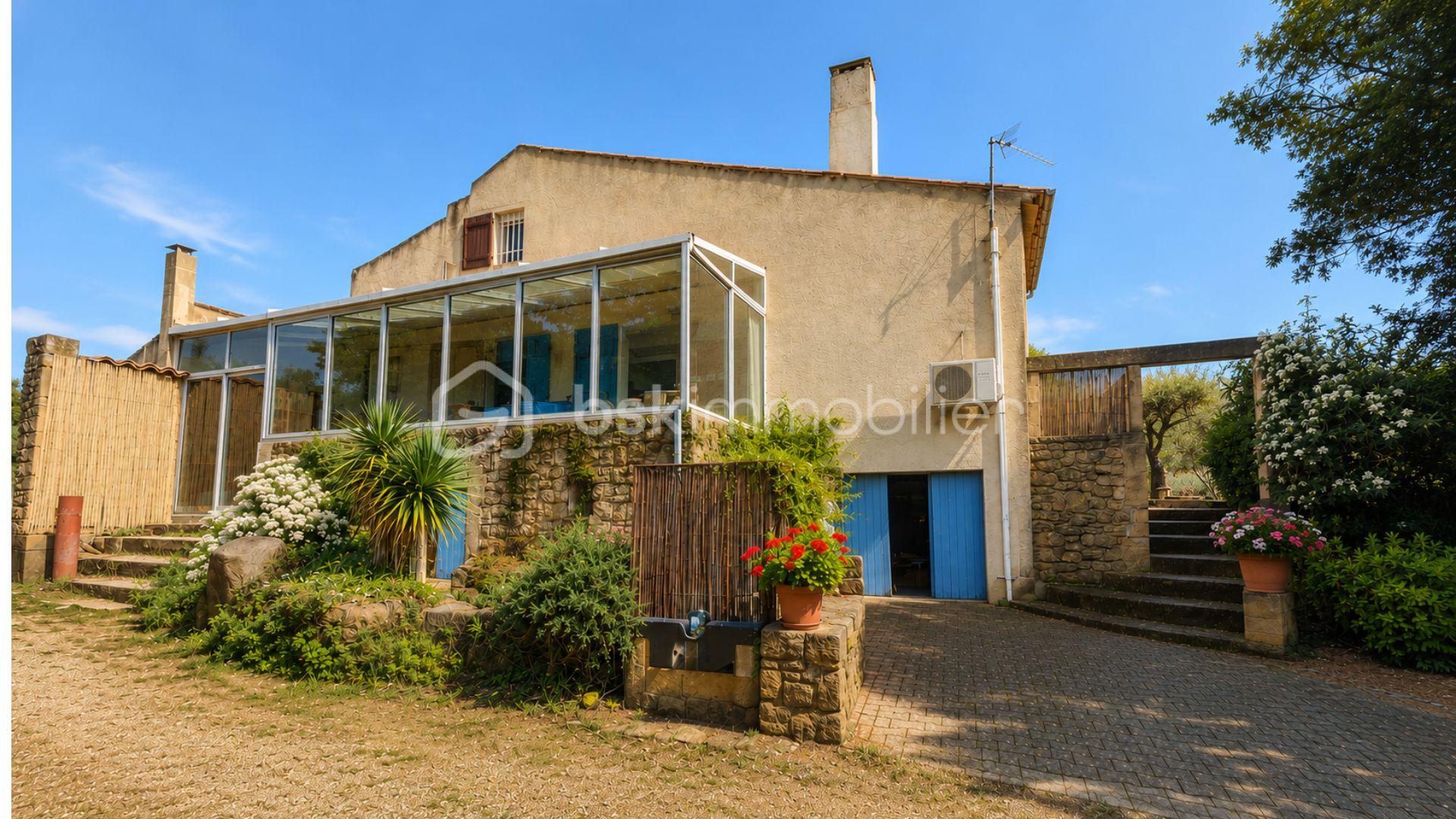 coté maison.jpg