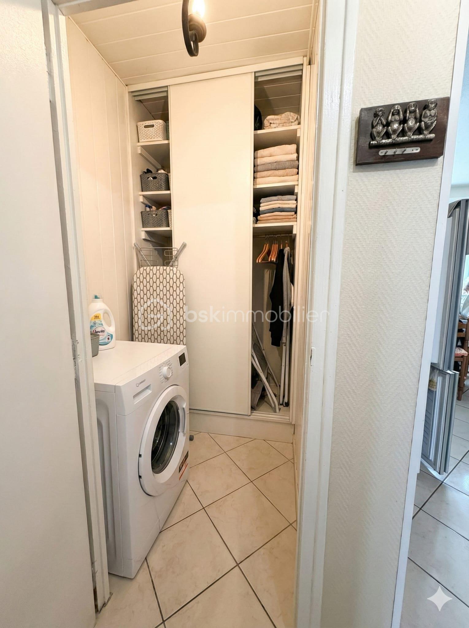 Appartement de 72,39 m² - Buanderie.jpg