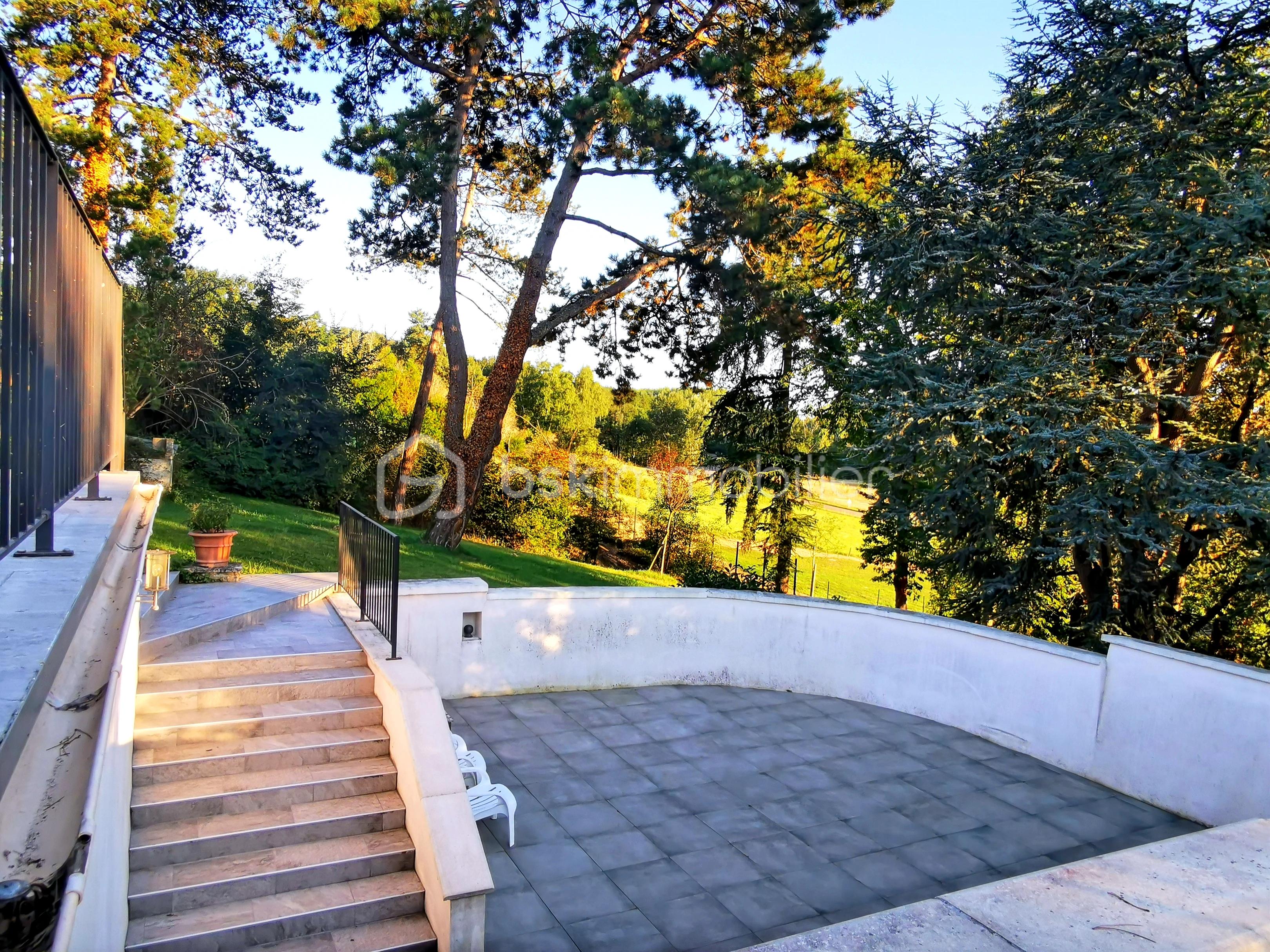 Maison ancienne de 218 m² - liloo-downloaderavEt0q