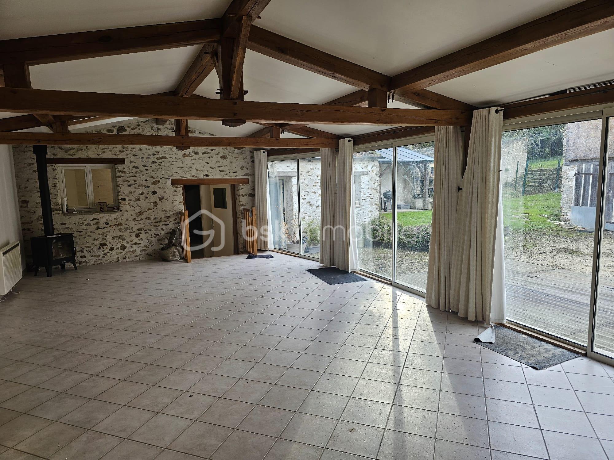 Maison en pierre de 180 m² - WhatsApp Image 2026-01-26 at 09.52.35 (1).jpeg