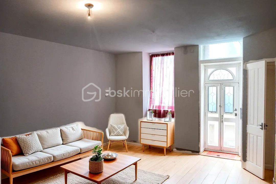 Demeure de 60 m² - liloo-downloader7Ik3KW