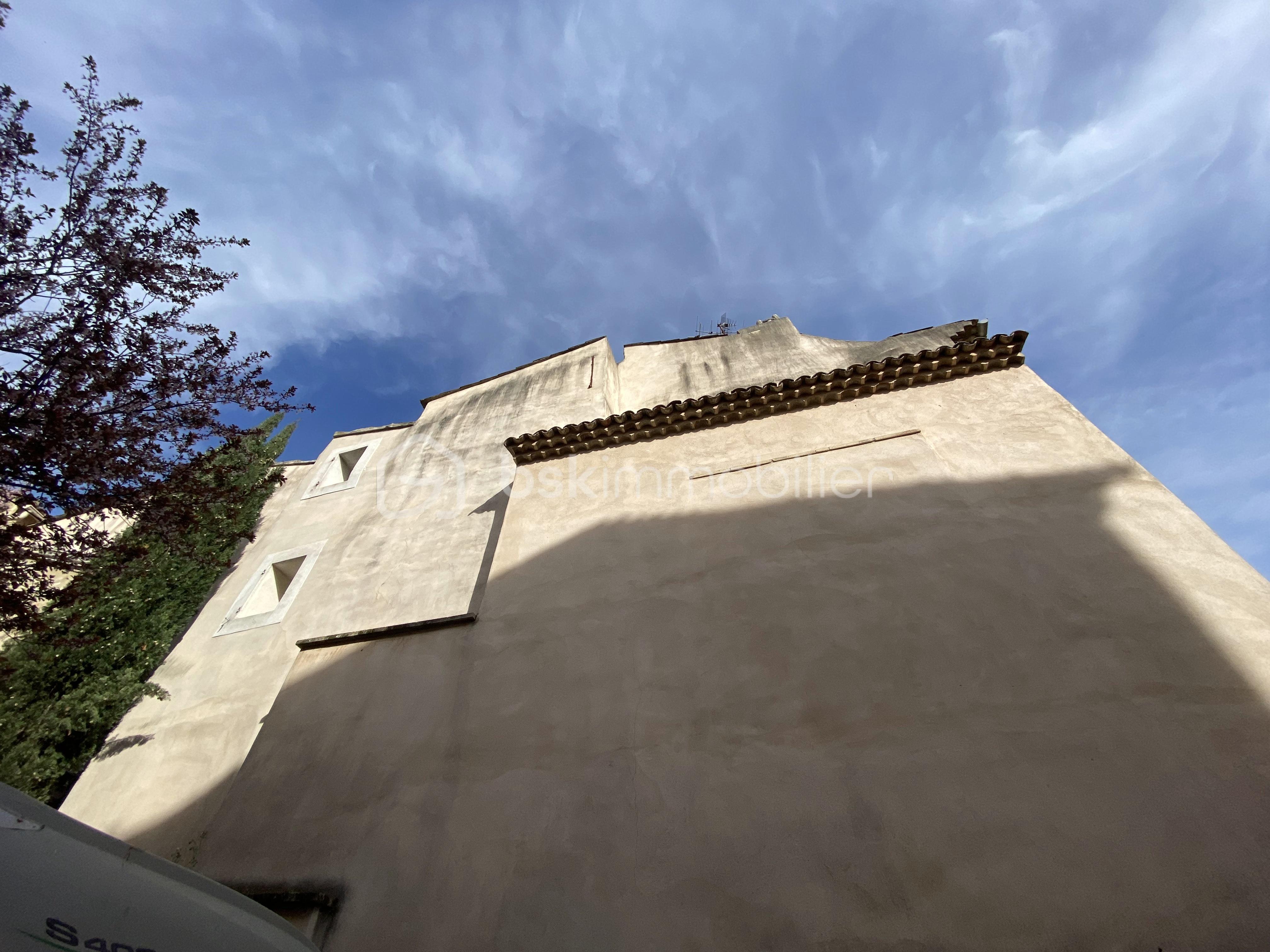 FACADE 2 IMMEUBLE.jpg