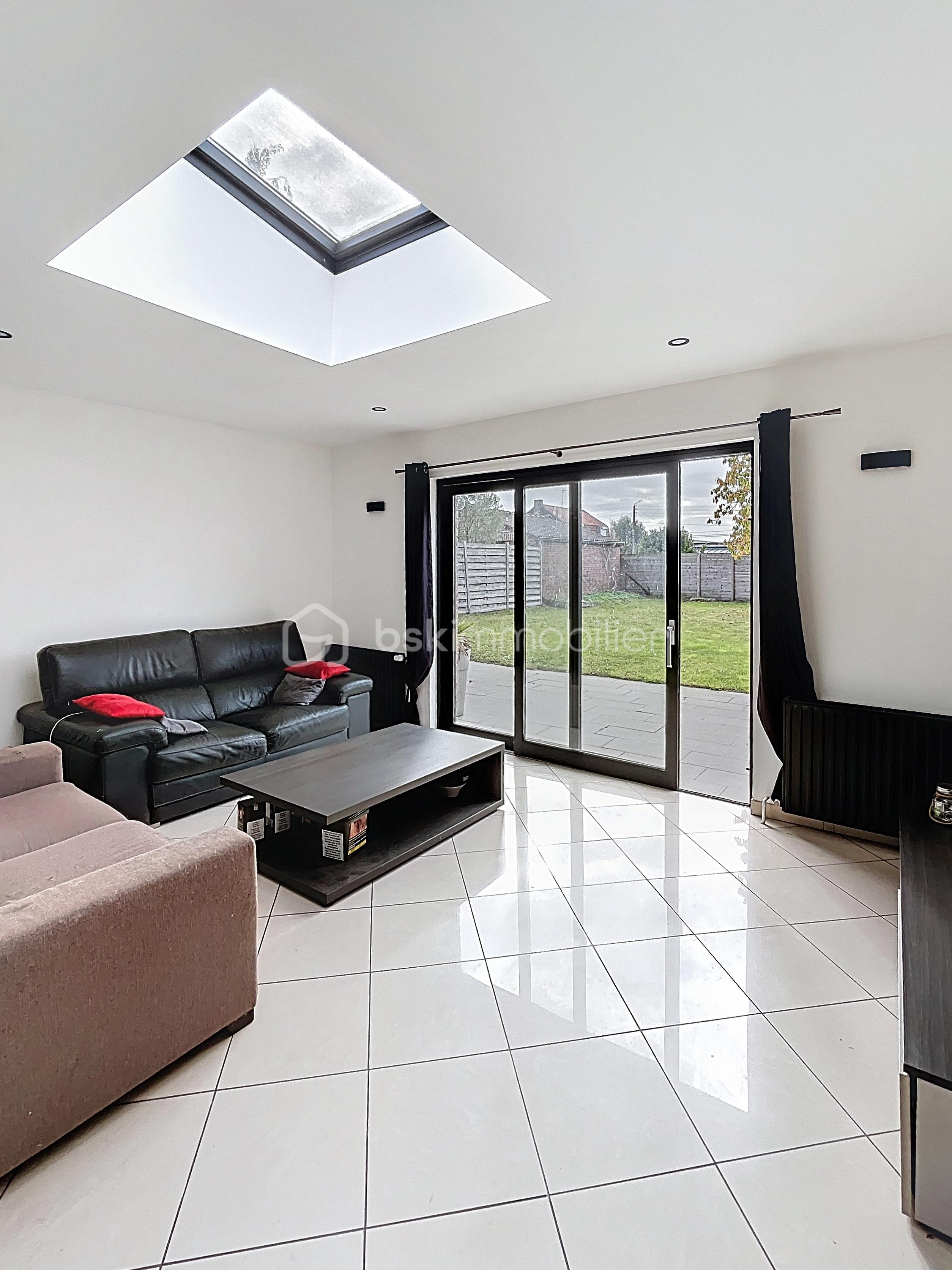 Maison de 114 m² - corinne bruno bsk immobilier wattrelos salon.jpg