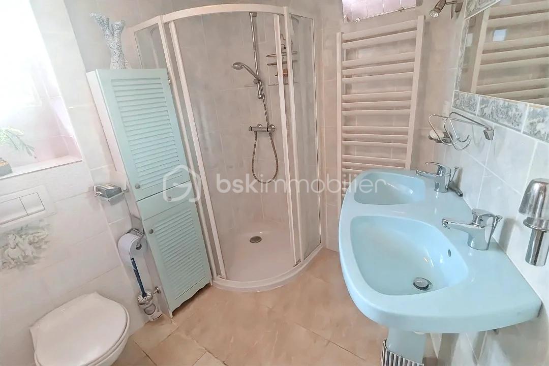 Maison de 123 m² - hoqi-3586ee26d71c46a39ca18e27a9b80be5.jpg
