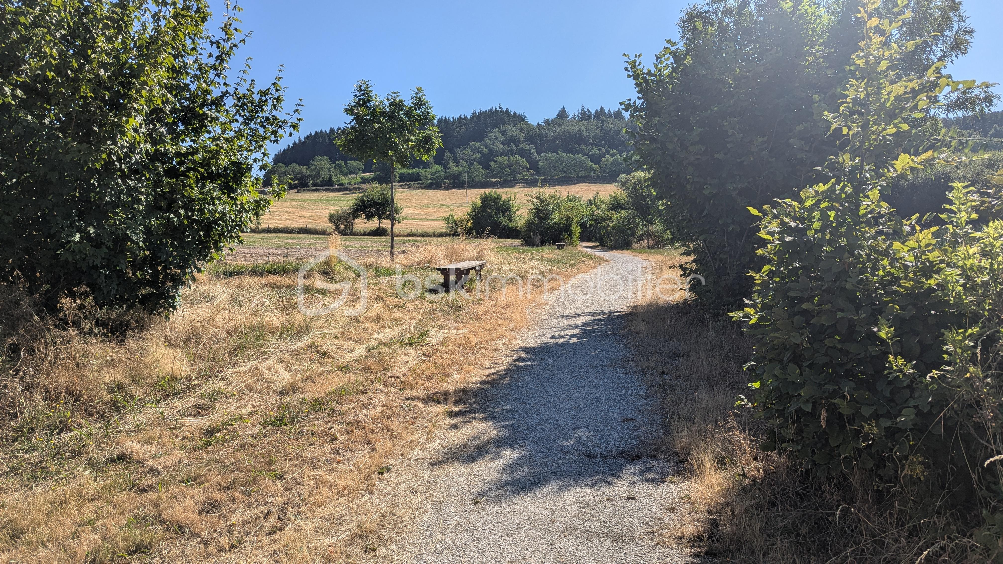 Terrain de 561 m² - PXL_20250711_075807221.jpg