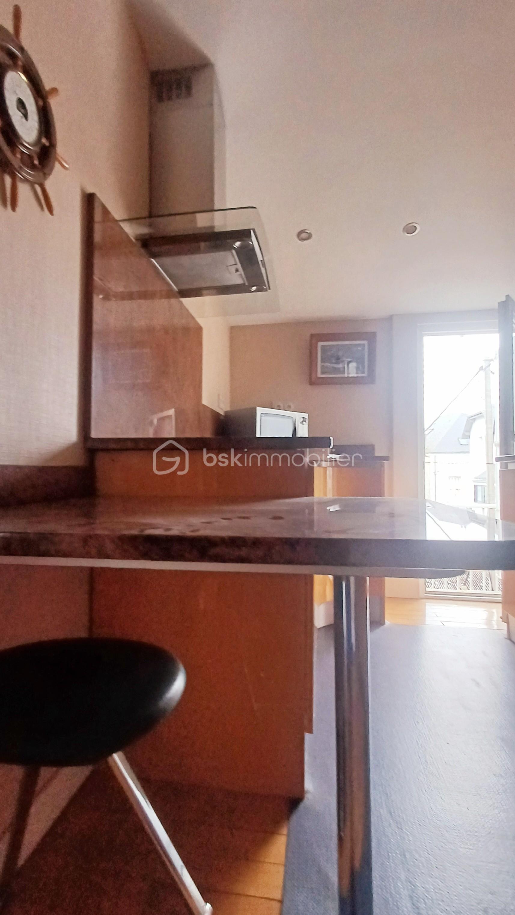 Appartement de 90 m² - thumbnail_20250721_153706.jpg