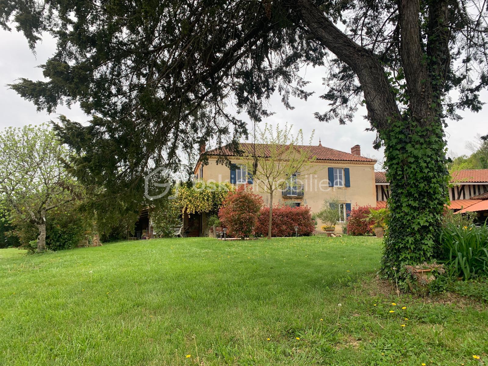 Maison de 161 m² - IMG-20250708-WA0004.jpg