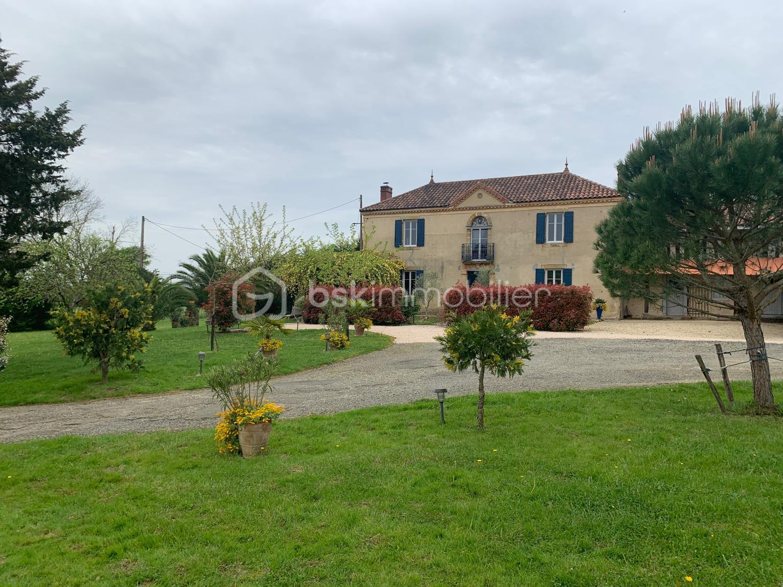 Maison de 161 m² - IMG-20250708-WA0005.jpg
