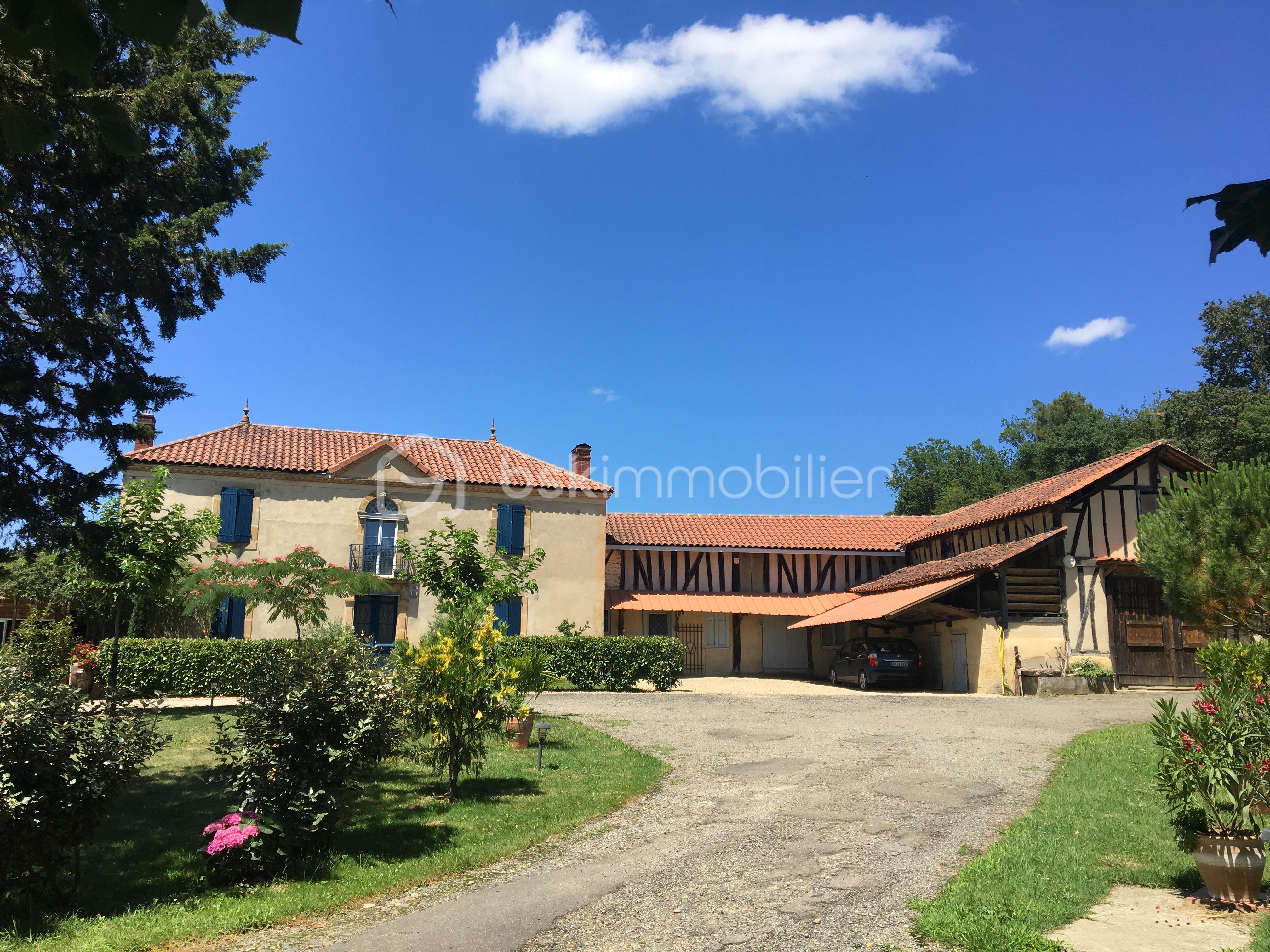 Maison de 161 m² - C84EBA33-6F47-43DE-B991-D61F63A19189.JPG