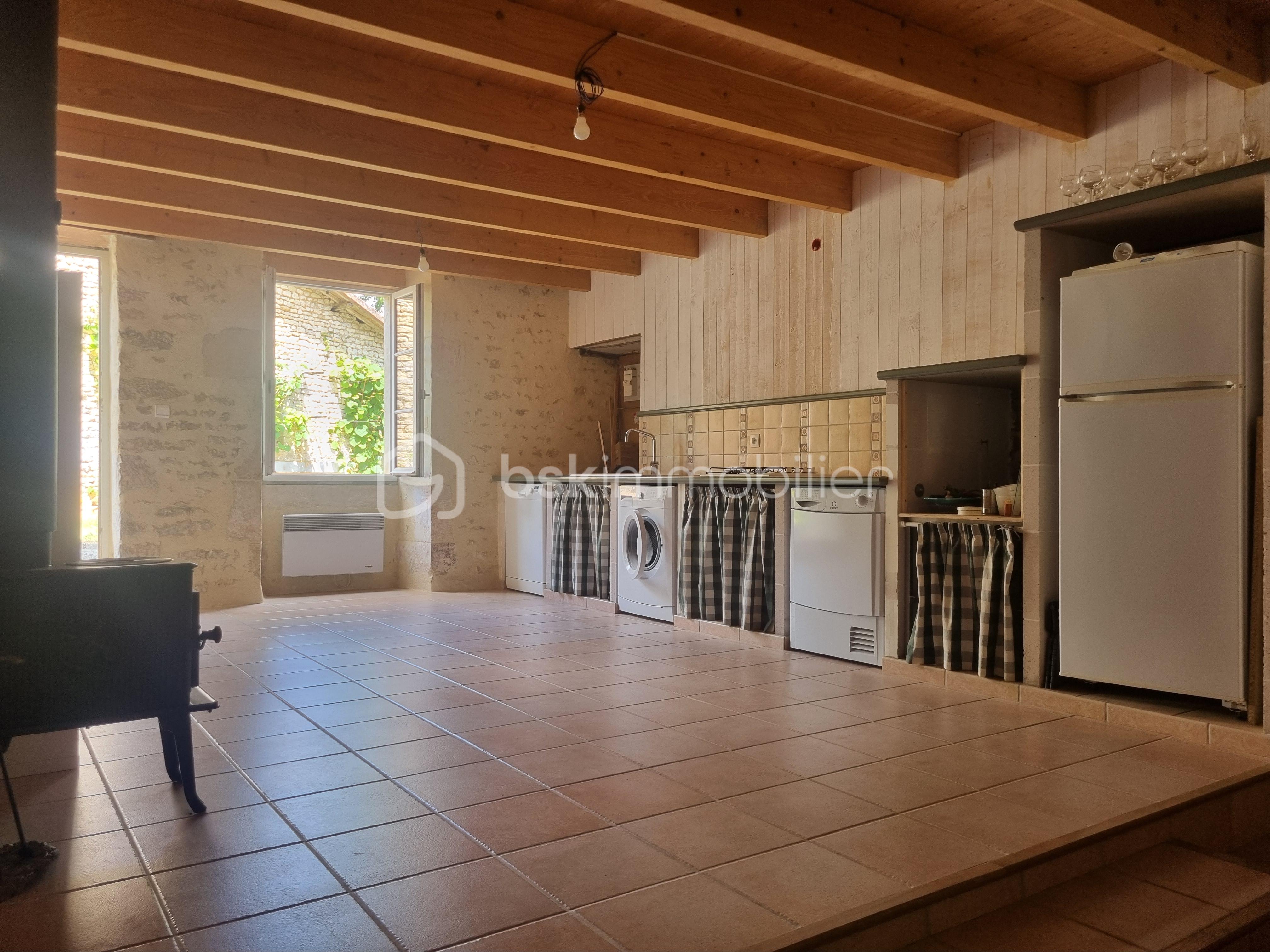Maison en pierre de 185 m² - 20250730_125846.jpg