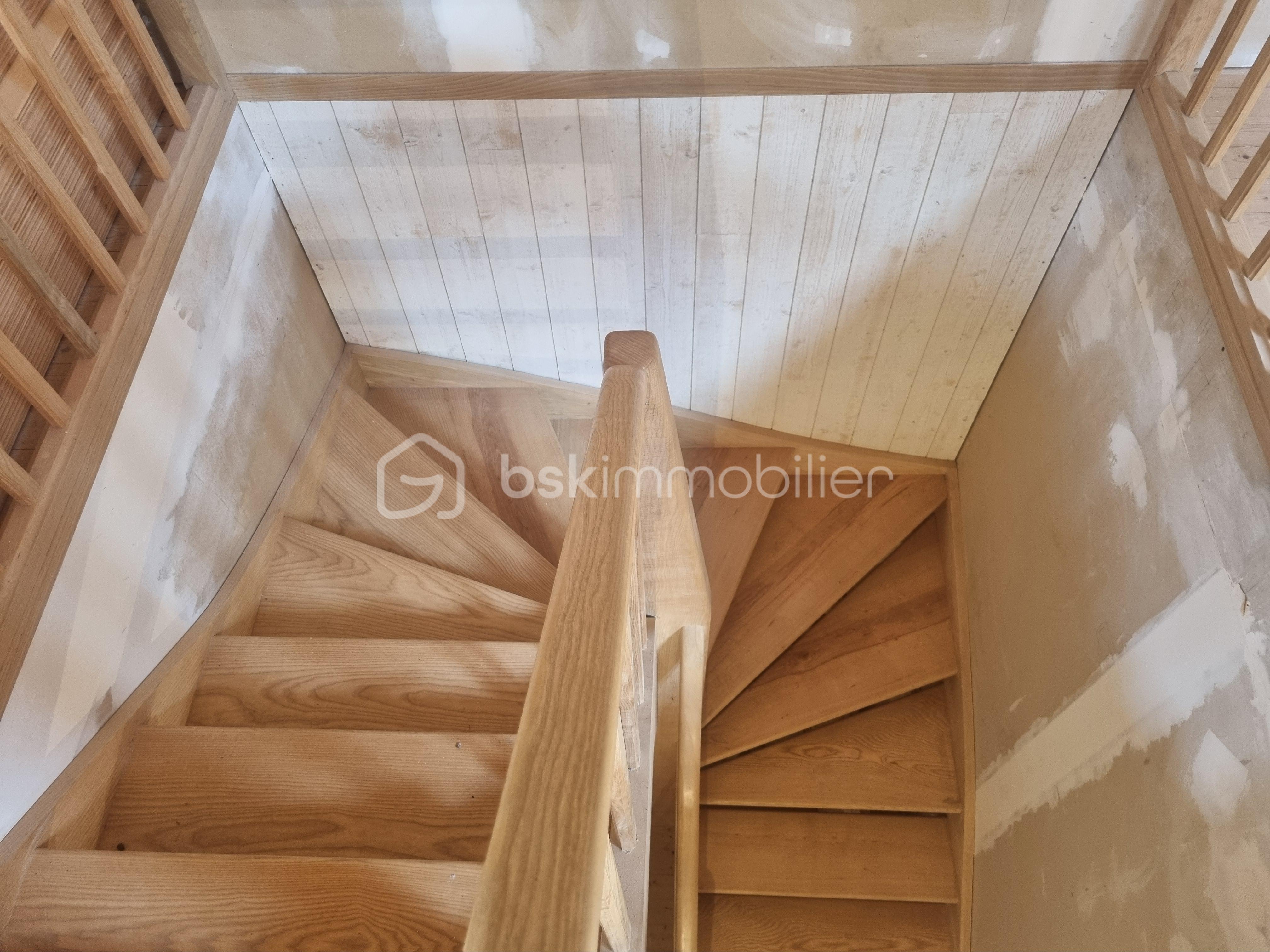 Maison en pierre de 185 m² - 20250730_125229.jpg