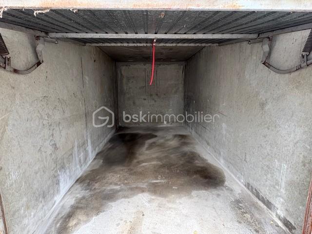 Parking de 13 m² - garage 2.jpg