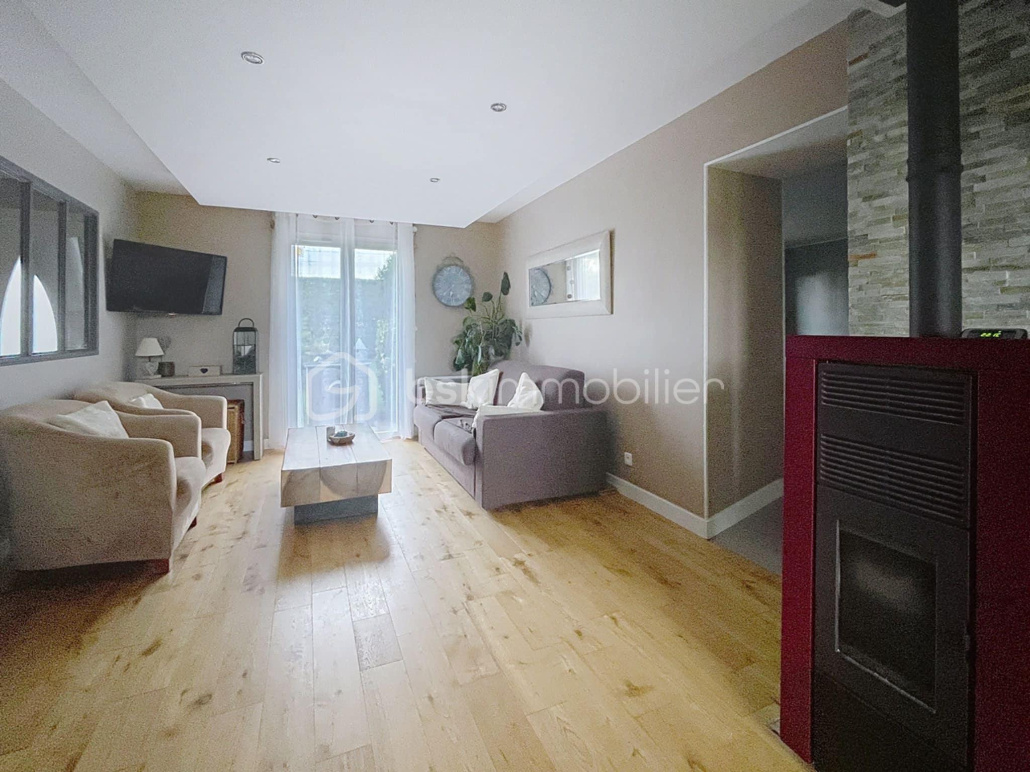 Maison traditionnelle de 148 m² - 85511805-1c13-4e88-975c-ba2d2e7e9337.jpg