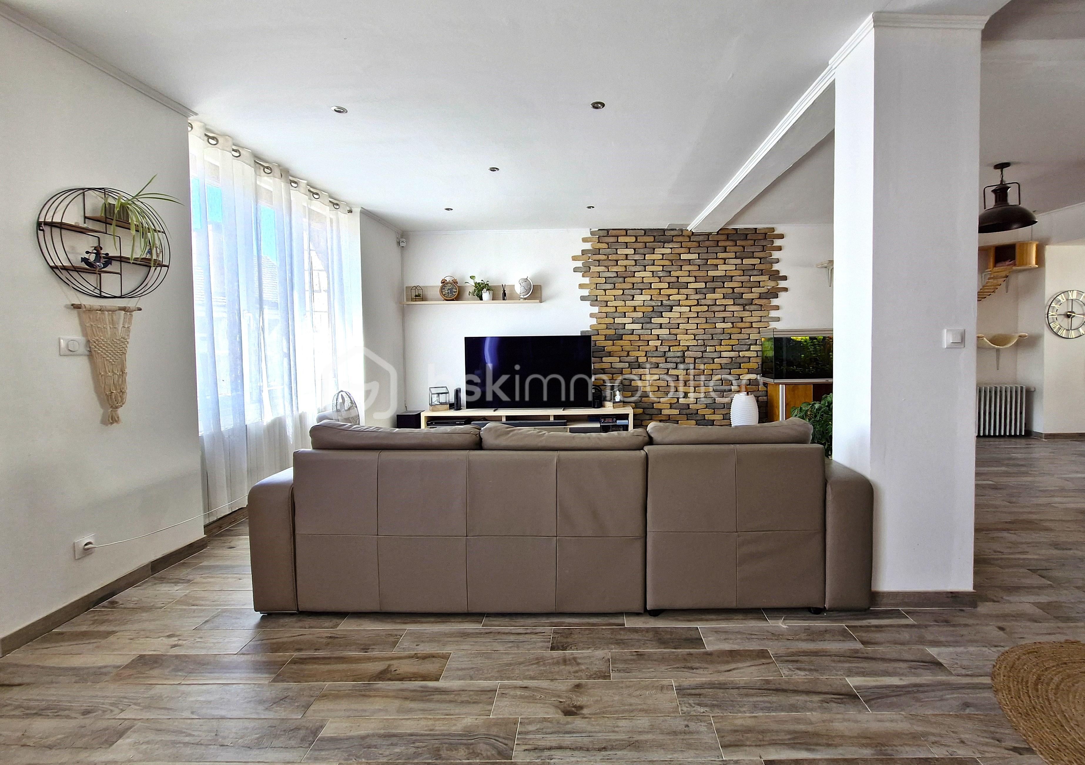 Maison de village de 207 m² - salon dos.jpg