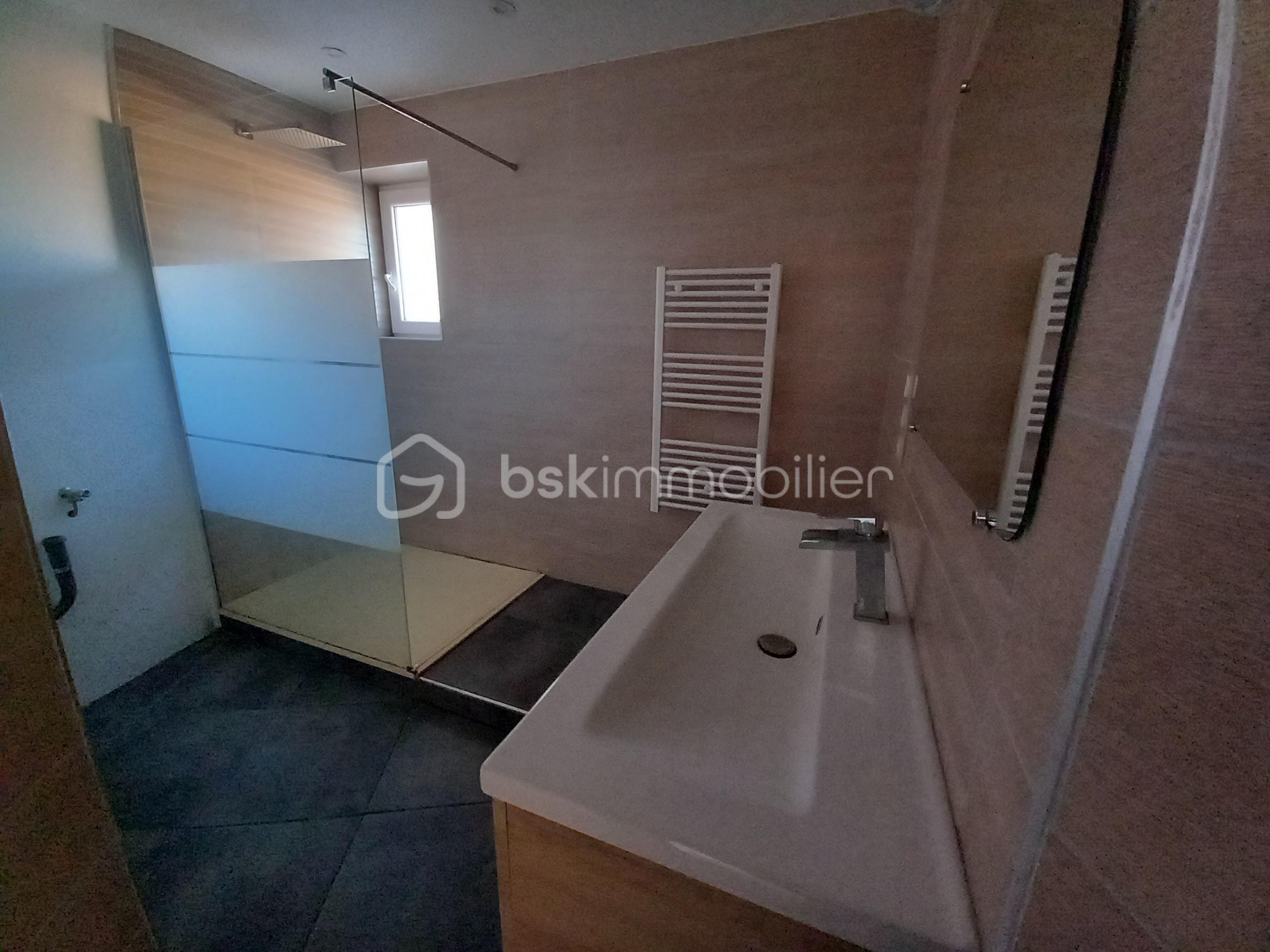 Appartement de 80 m² - Appartement SESG 4 Rte de St Marcellin Photo SDE.jpg