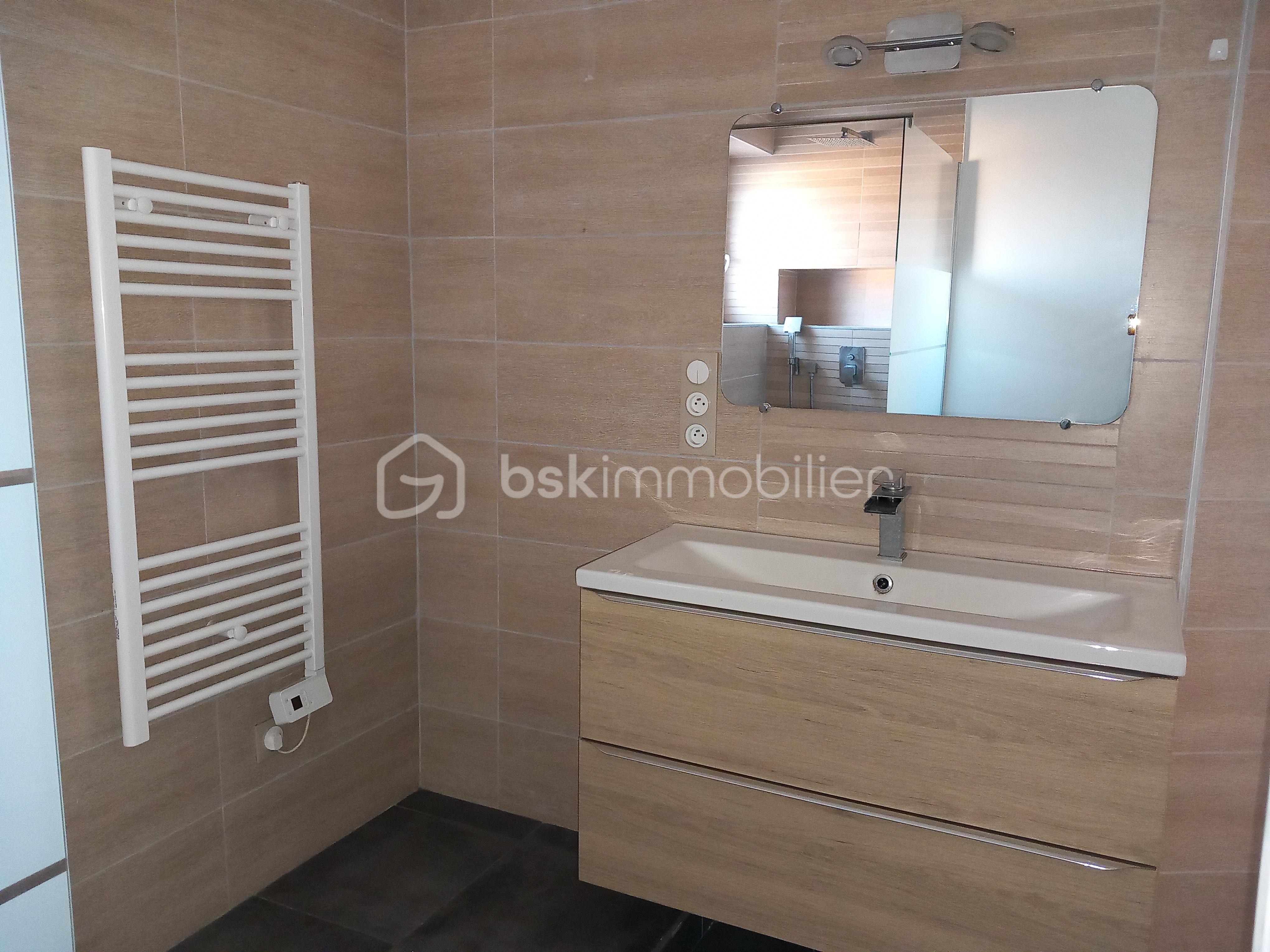 Appartement de 80 m² - Appartement SESG 4 Rte de St Marcellin Photo SDE 3.jpg