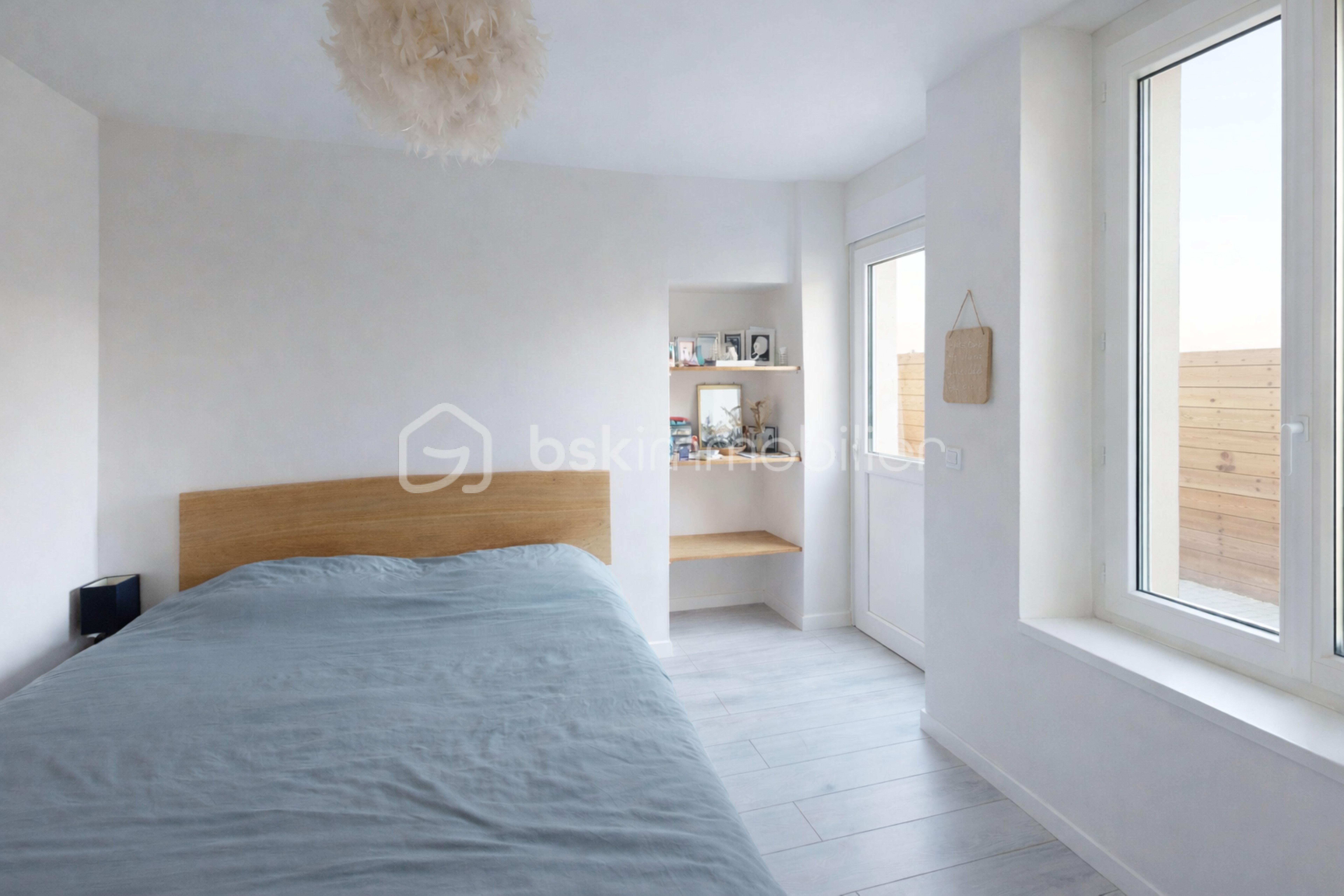 Maison de 121 m² - Chambre lumineuse et apaisante.jpg