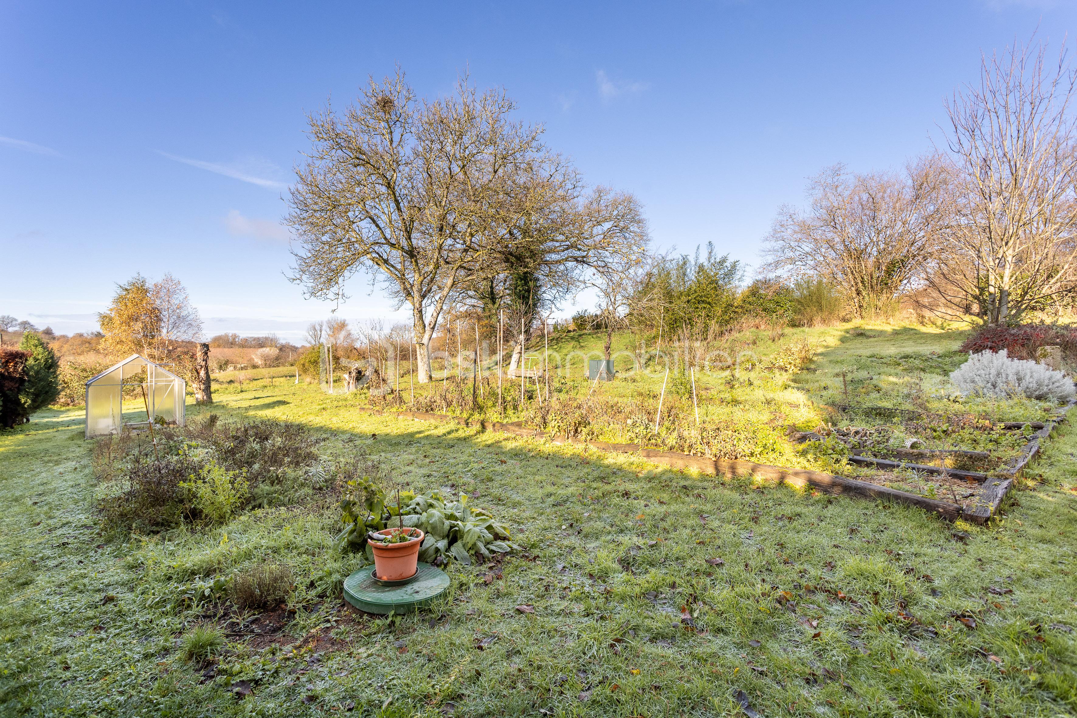 Corps de ferme de 153 m² - 15 CLUZEAU-44.jpg