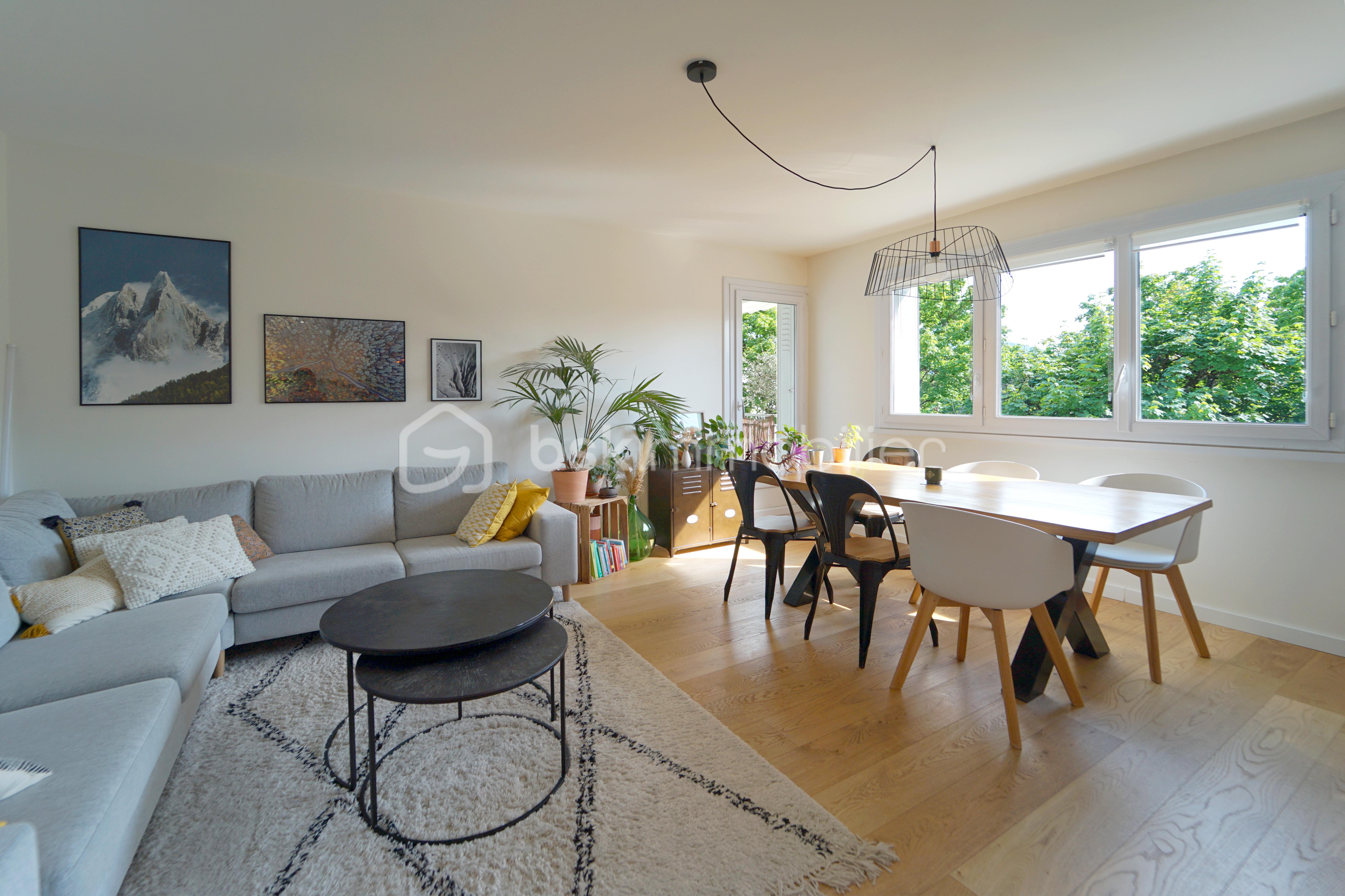 Appartement de 85,39 m² - sejour.JPG