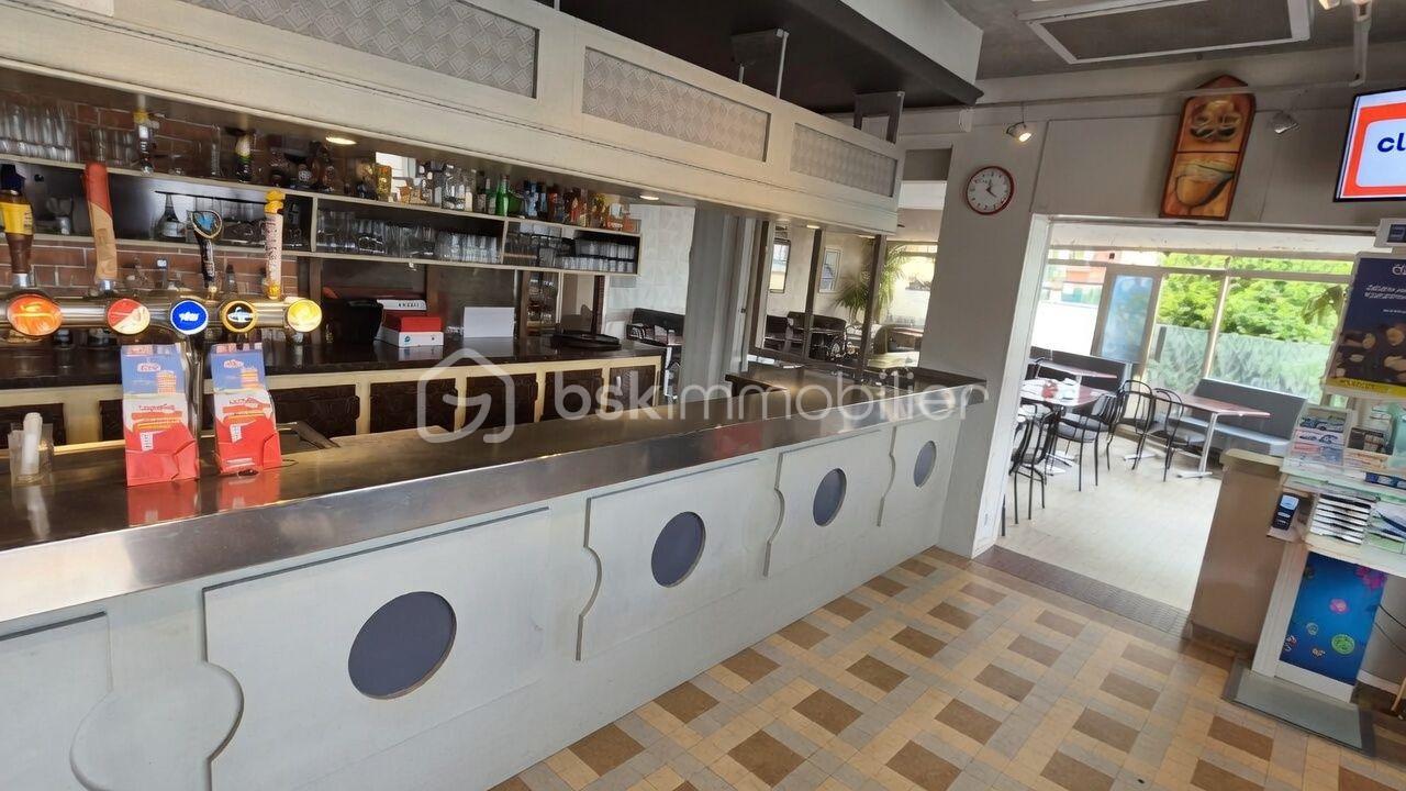 BAR.jpg