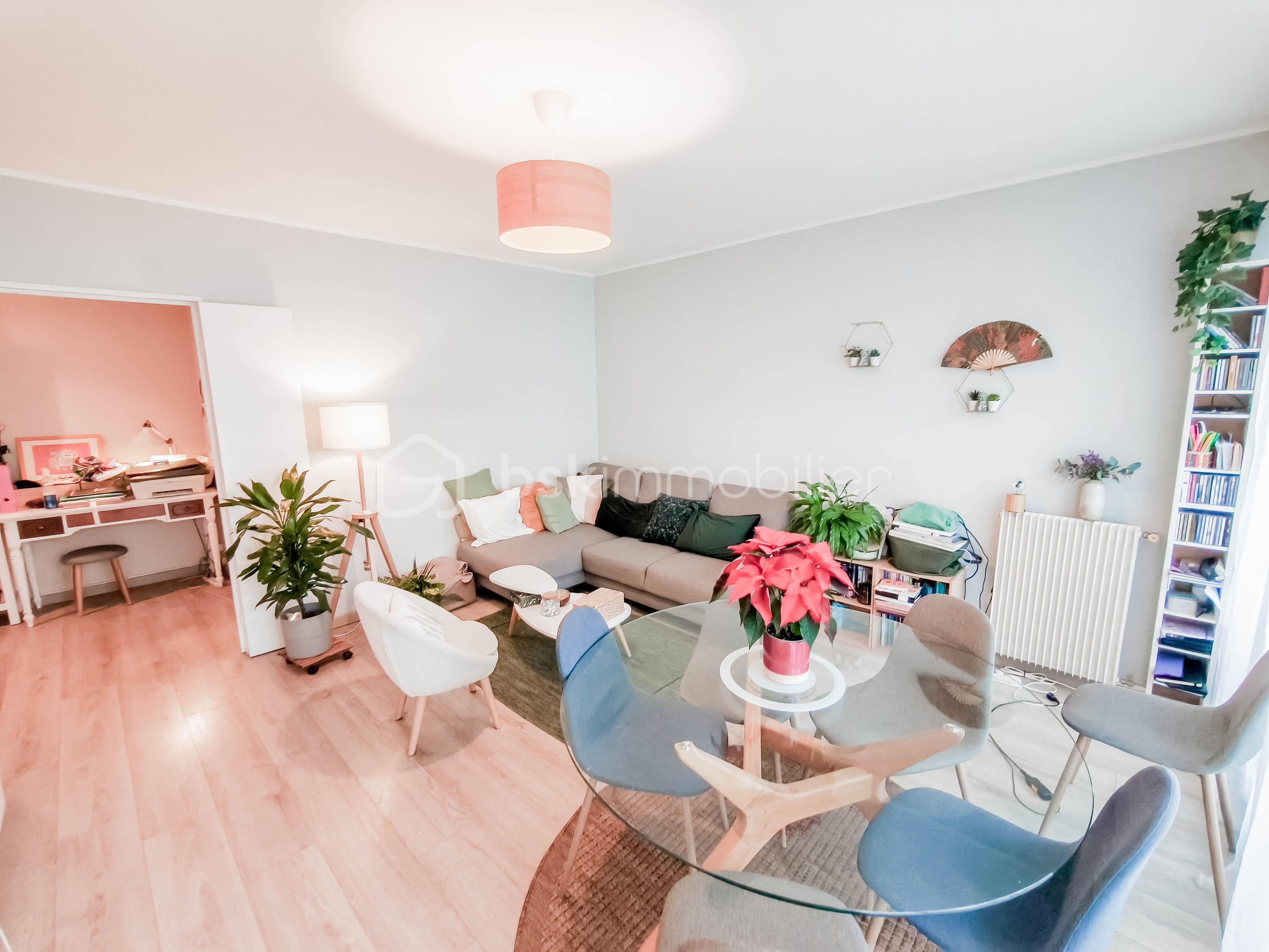 Appartement de 70 m² - salon3.jpg