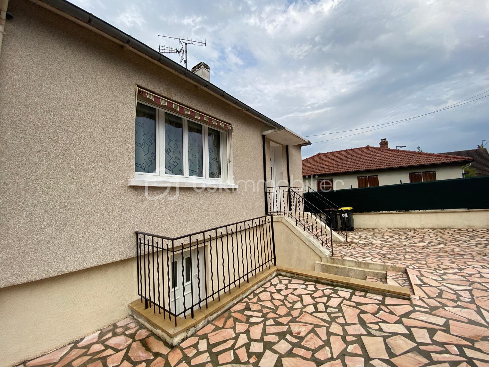 Maison de 125 m² - WhatsApp Image 2025-10-09 à 10.50.02_4bc948c5.jpg