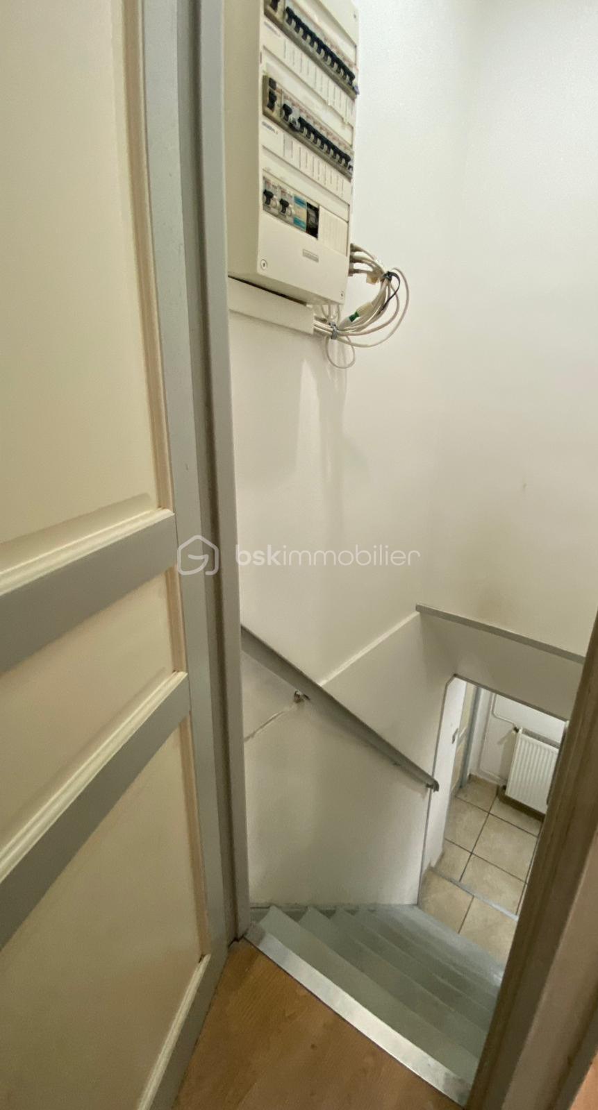 Maison de 125 m² - WhatsApp Image 2025-10-09 à 10.50.00_fe8f81bc.jpg