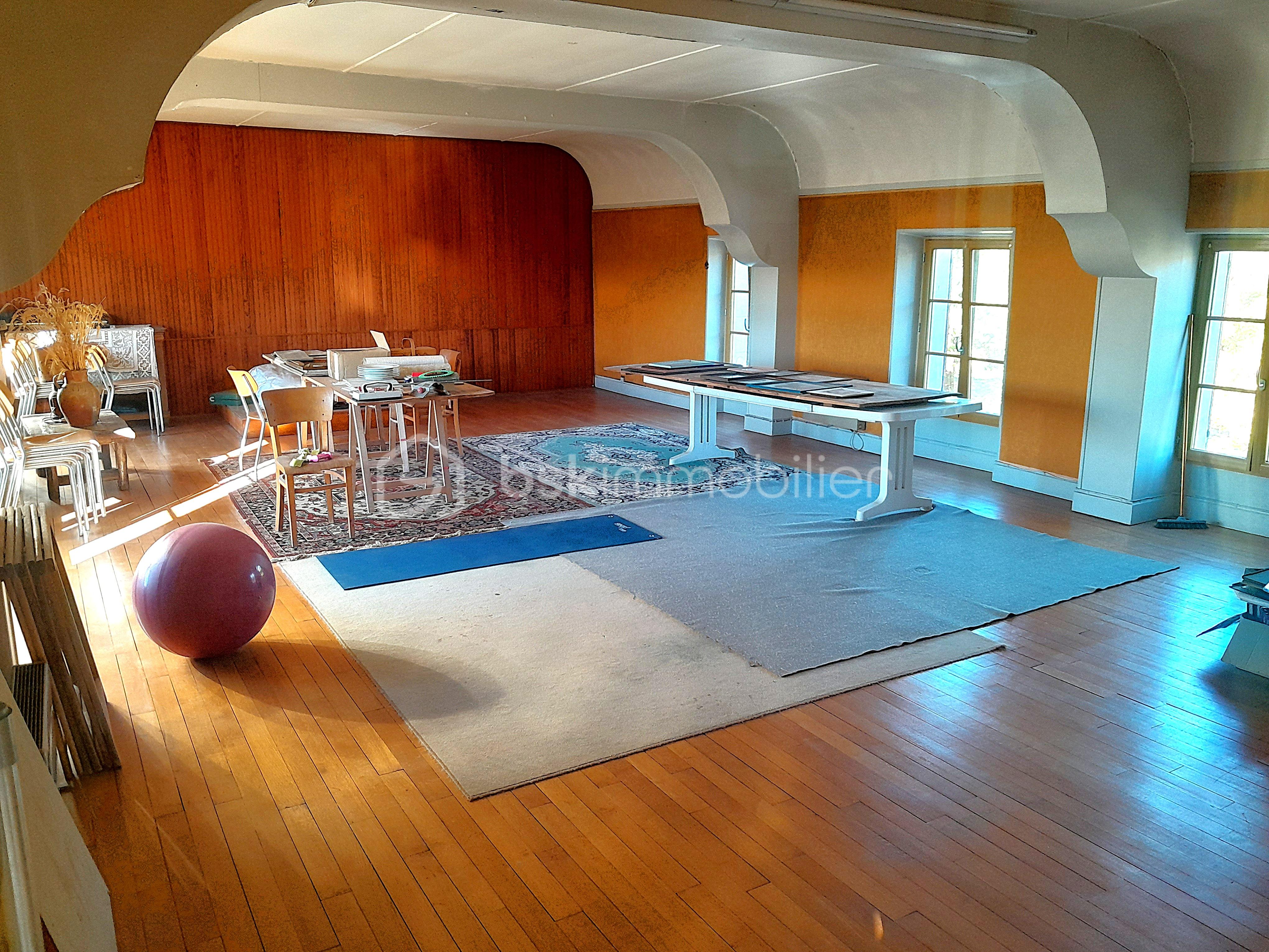 Grande Salle.jpg