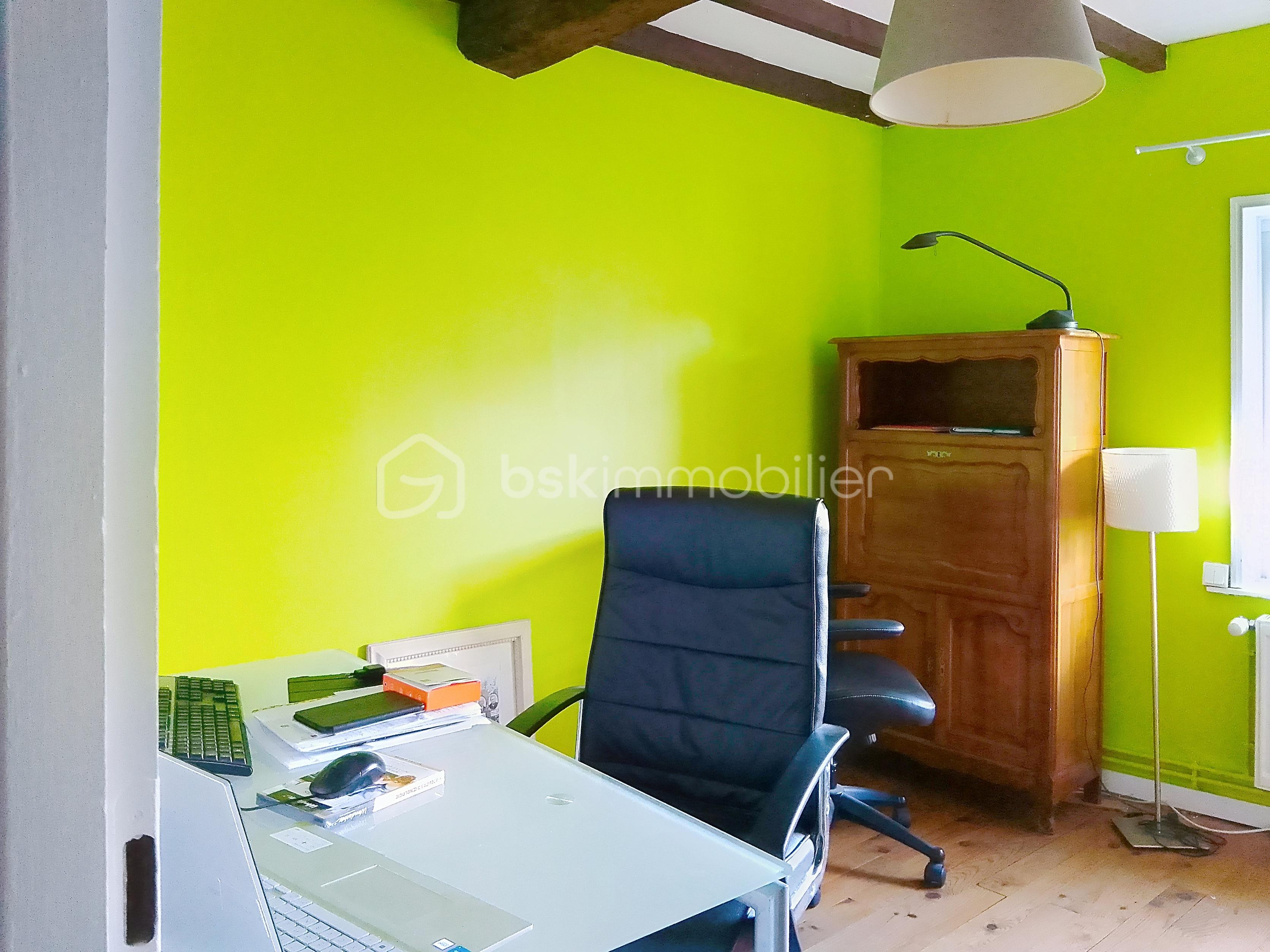Bureau.jpg