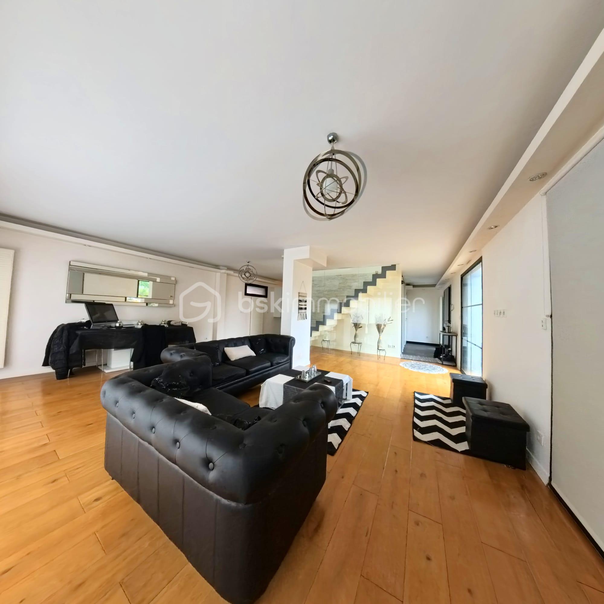 Maison de 124,38 m² - 8db7f460-ab72-4cc6-8cce-7f340152d95f.jpeg