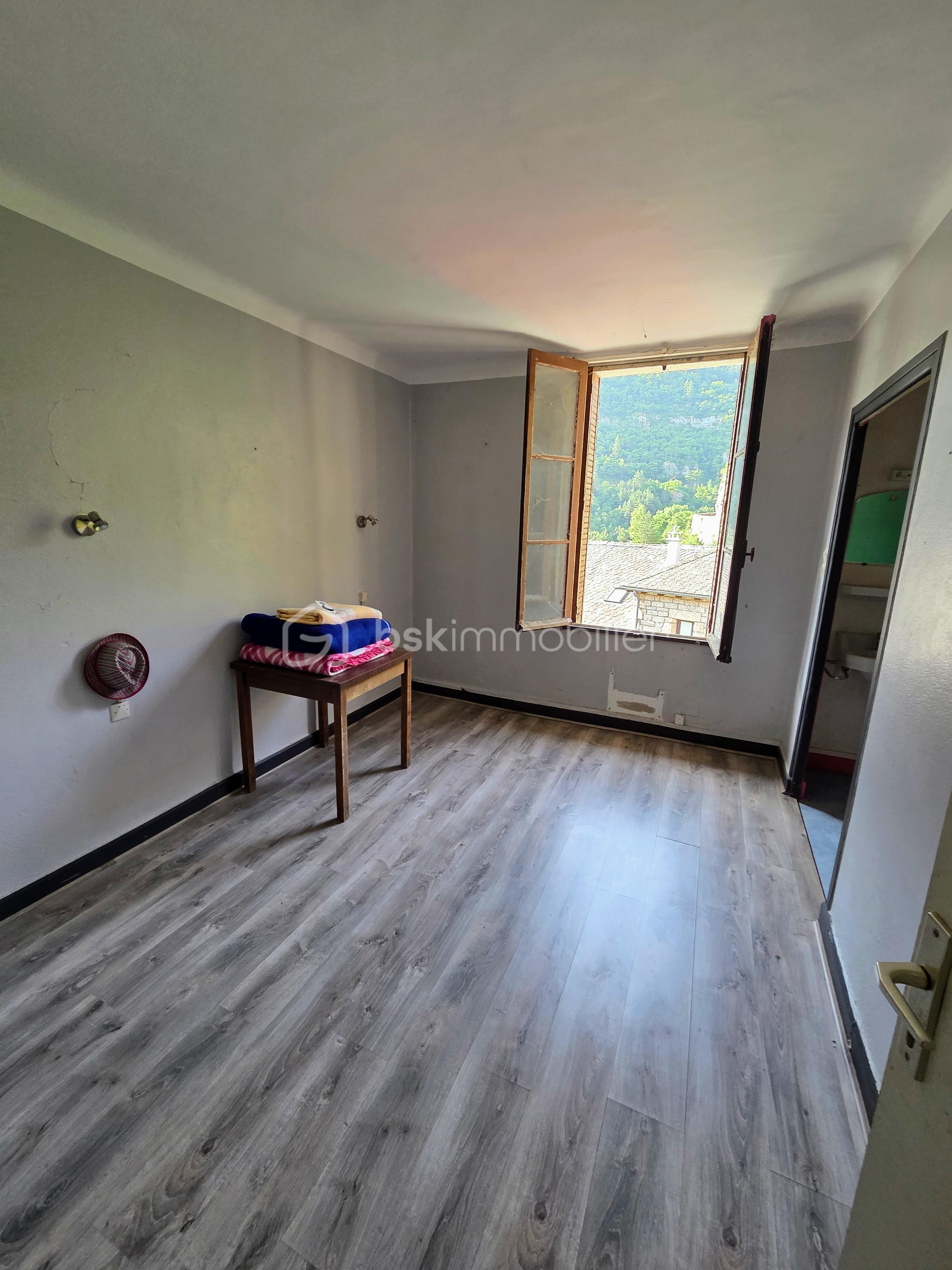 Immeuble de 260 m² - 20250624_091508.jpg