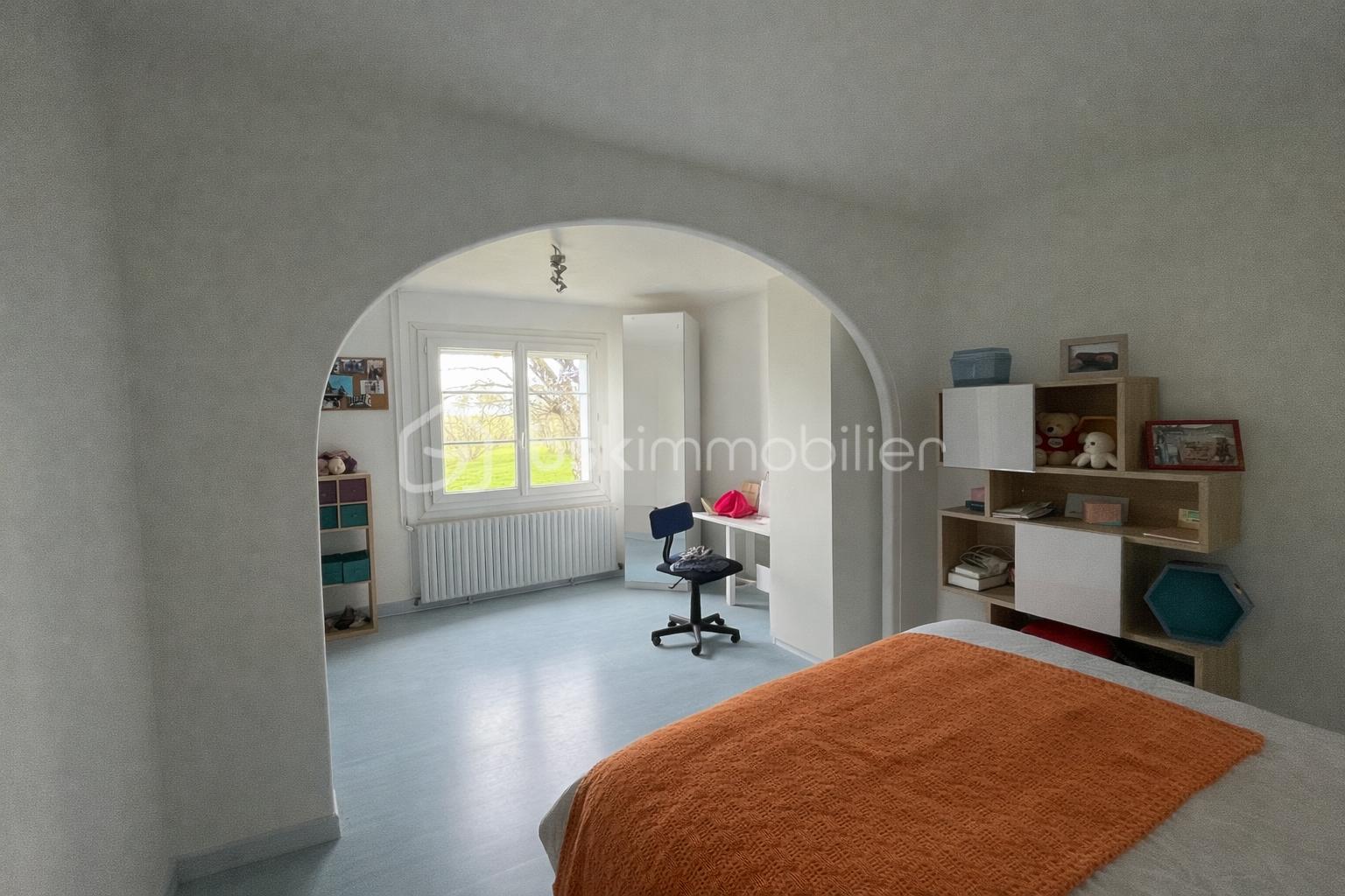 Demeure de 239 m² - 7E9EEBC7-C7E2-41B9-8F59-B02C4E8092EF.png