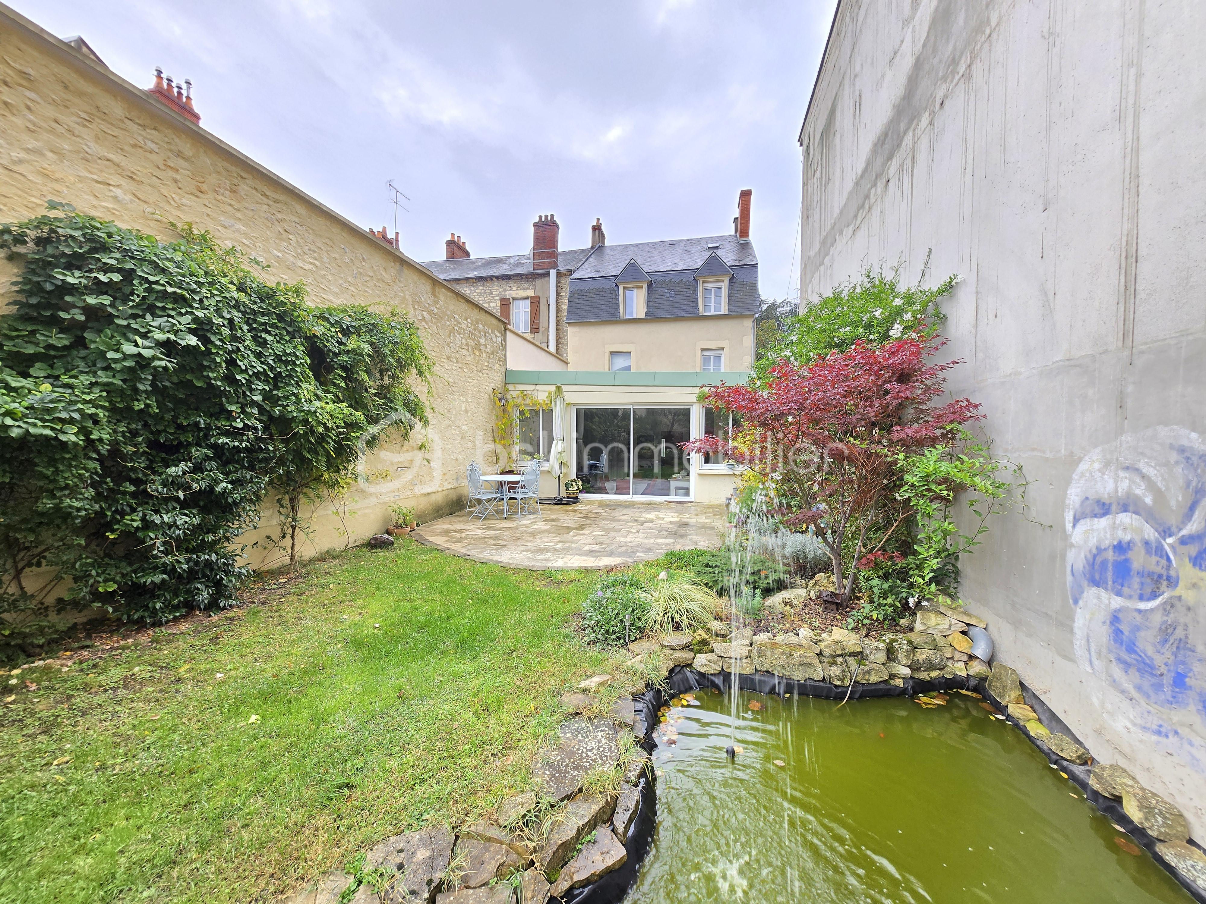 Maison de ville de 204 m² - 20251021_103730.jpg