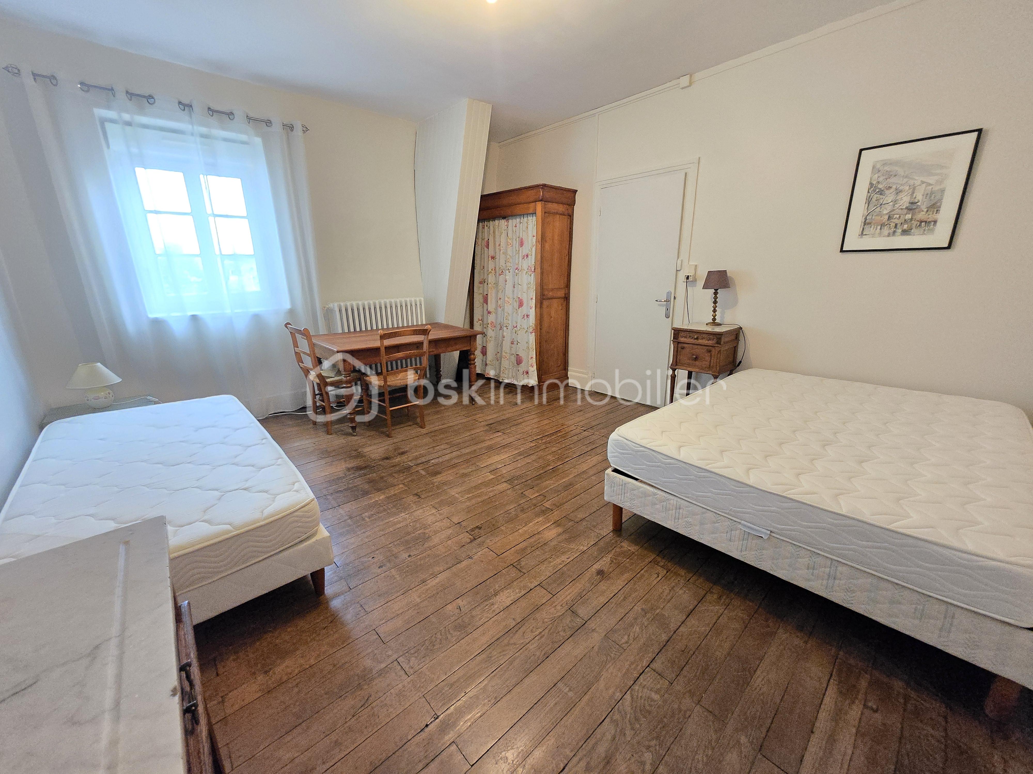 Maison de ville de 204 m² - 20251021_102337.jpg