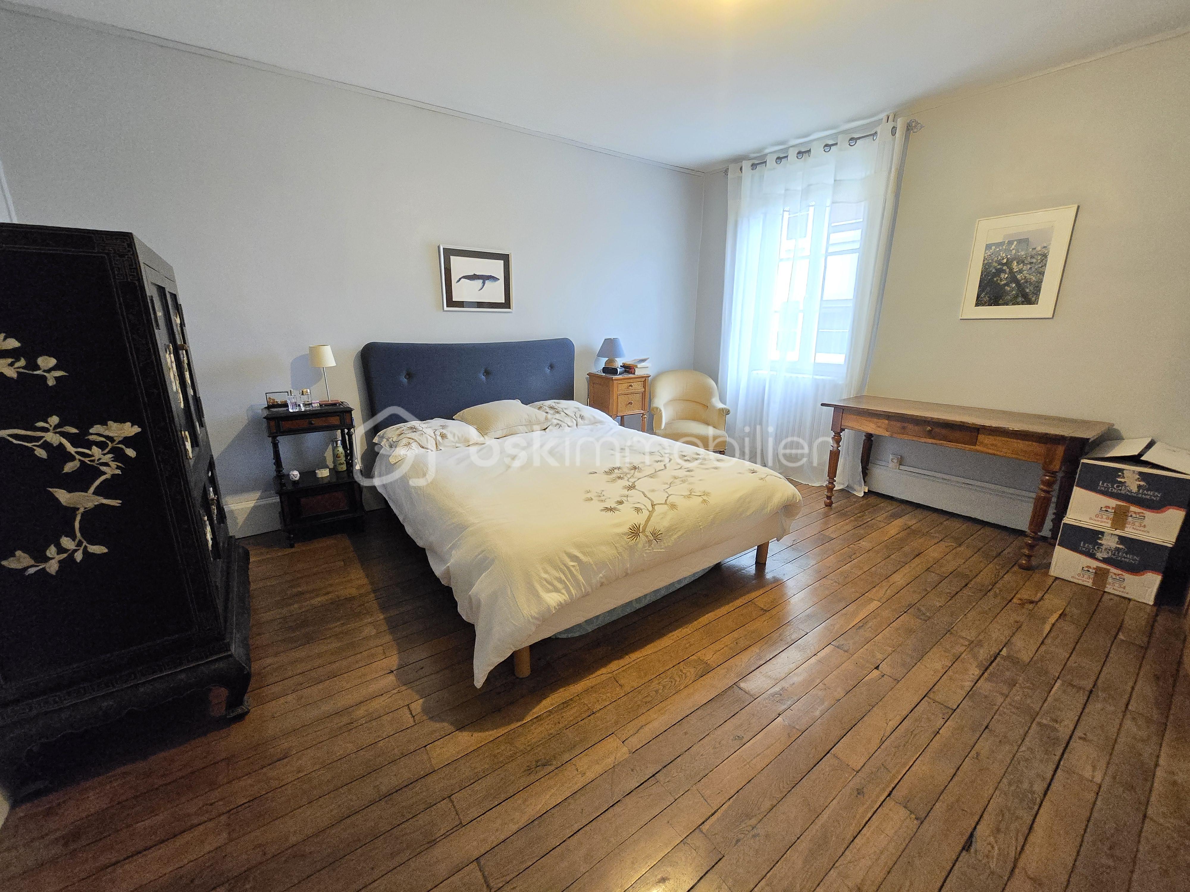 Maison de ville de 204 m² - 20251021_102530.jpg
