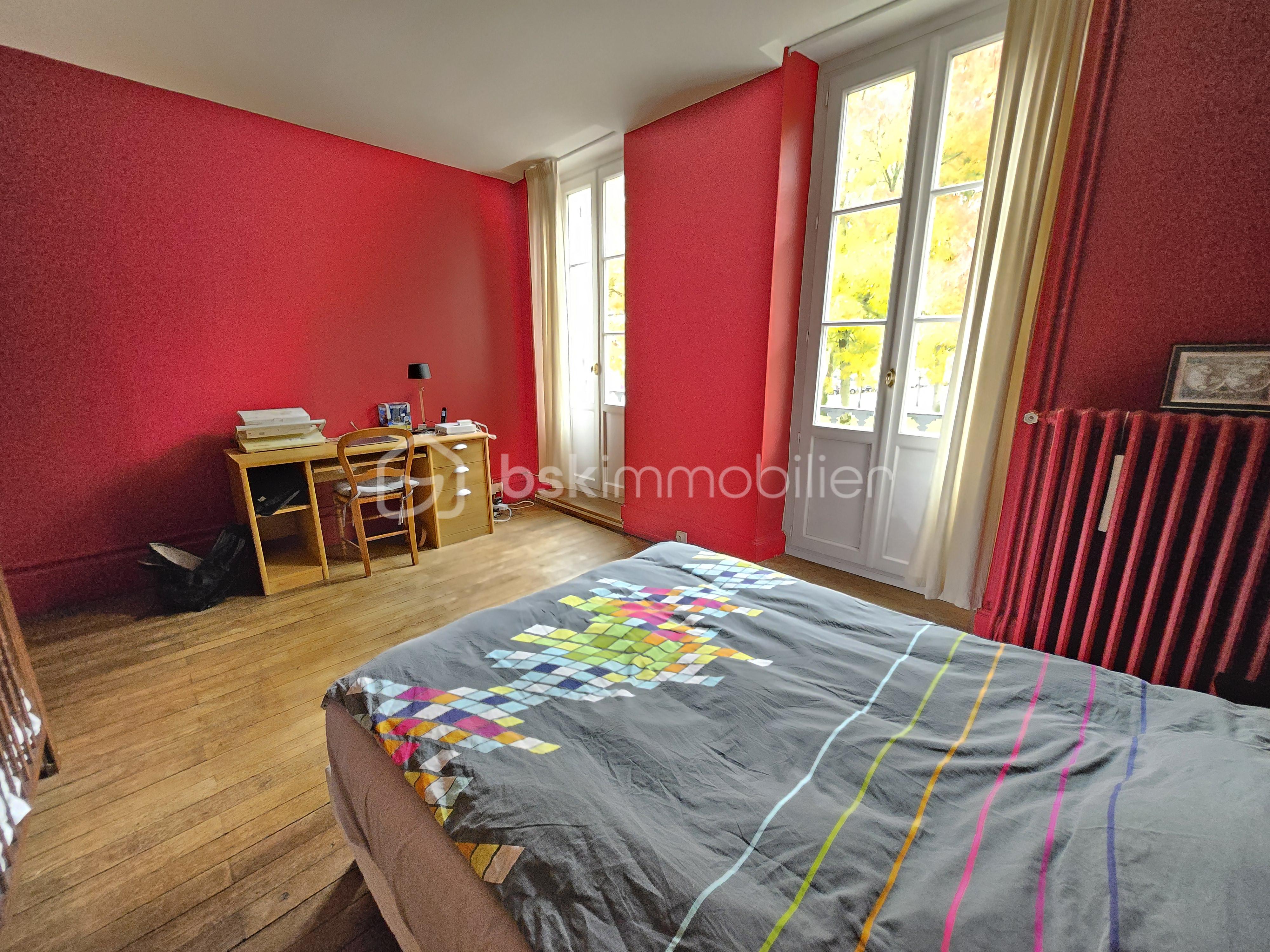 Maison de ville de 204 m² - 20251021_102650.jpg