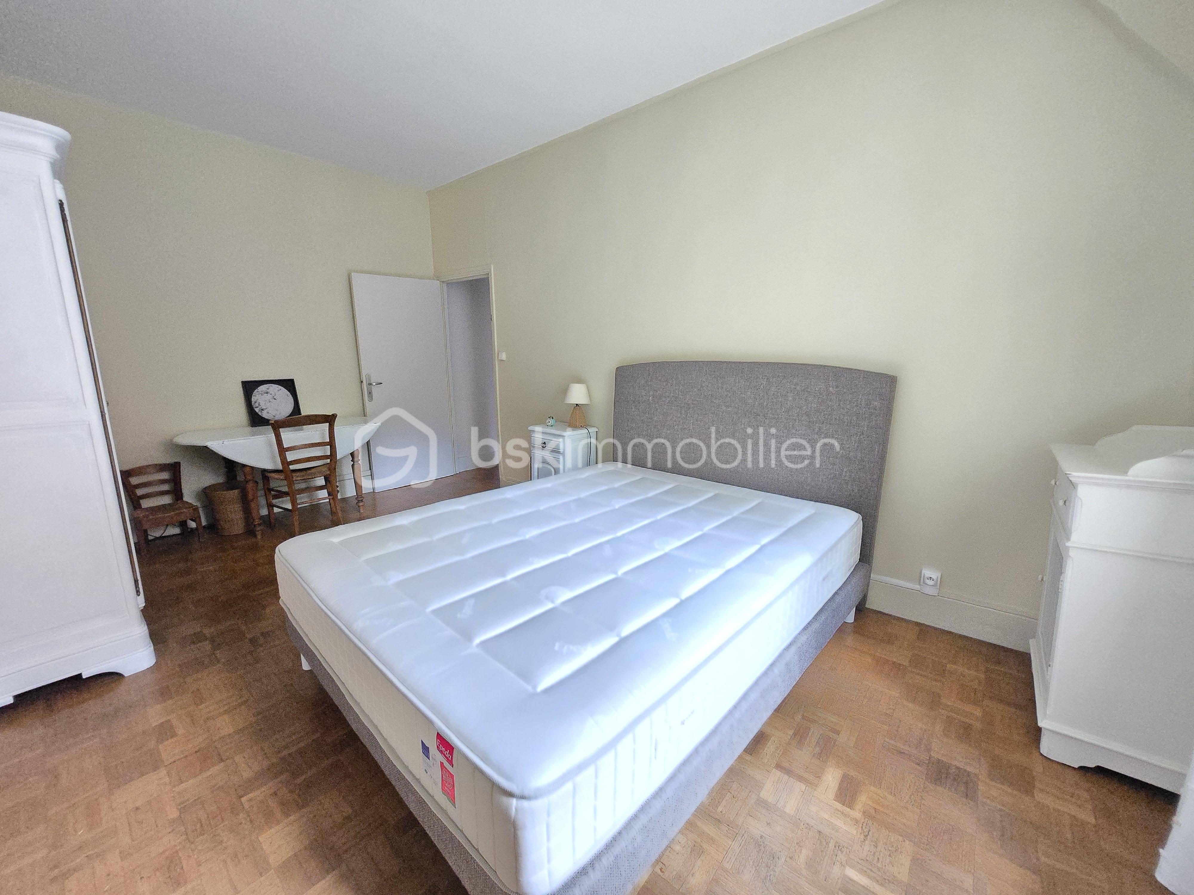 Maison de ville de 204 m² - 20251021_102250.jpg