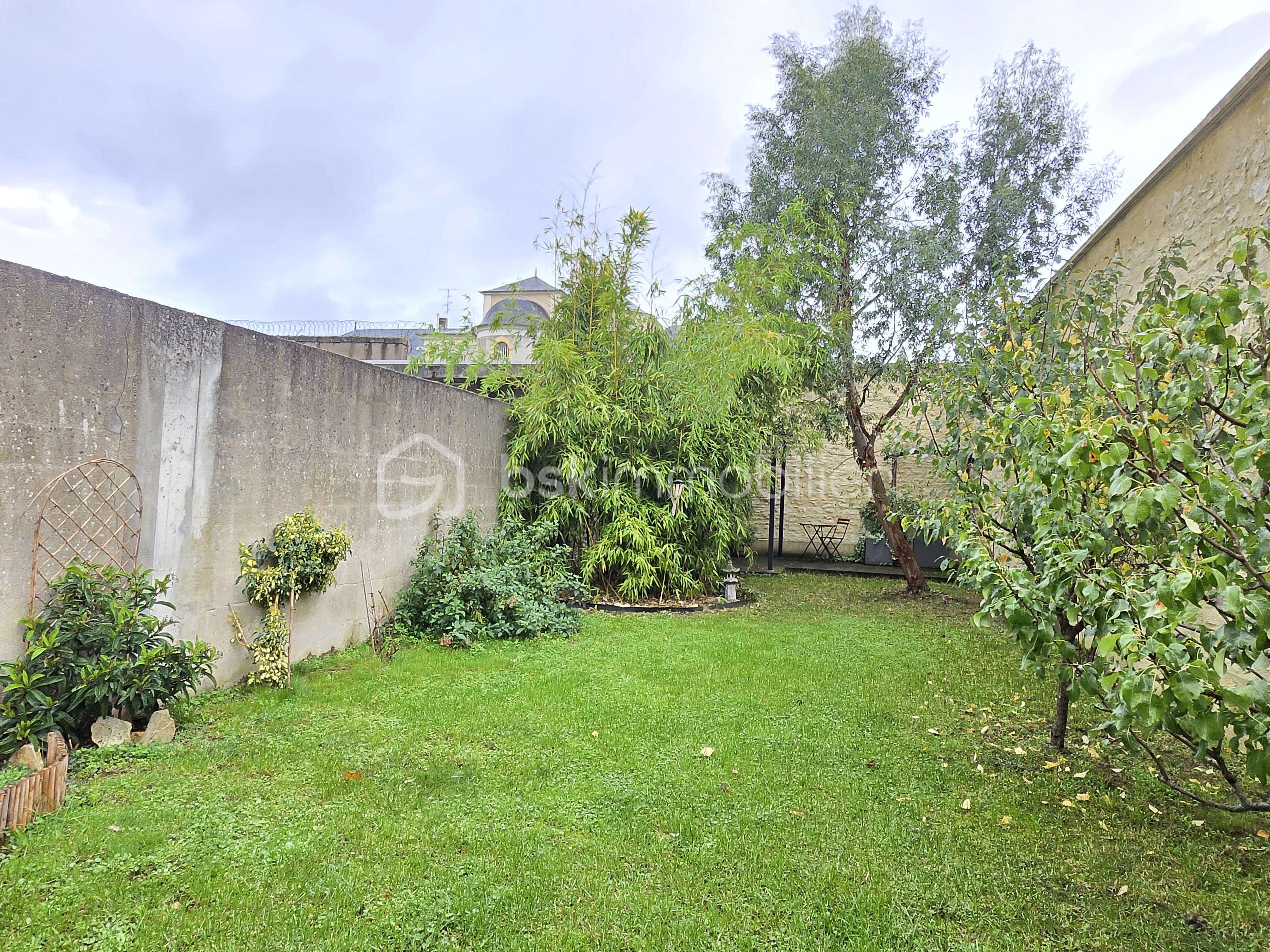 Maison de ville de 204 m² - 20251021_103829.jpg