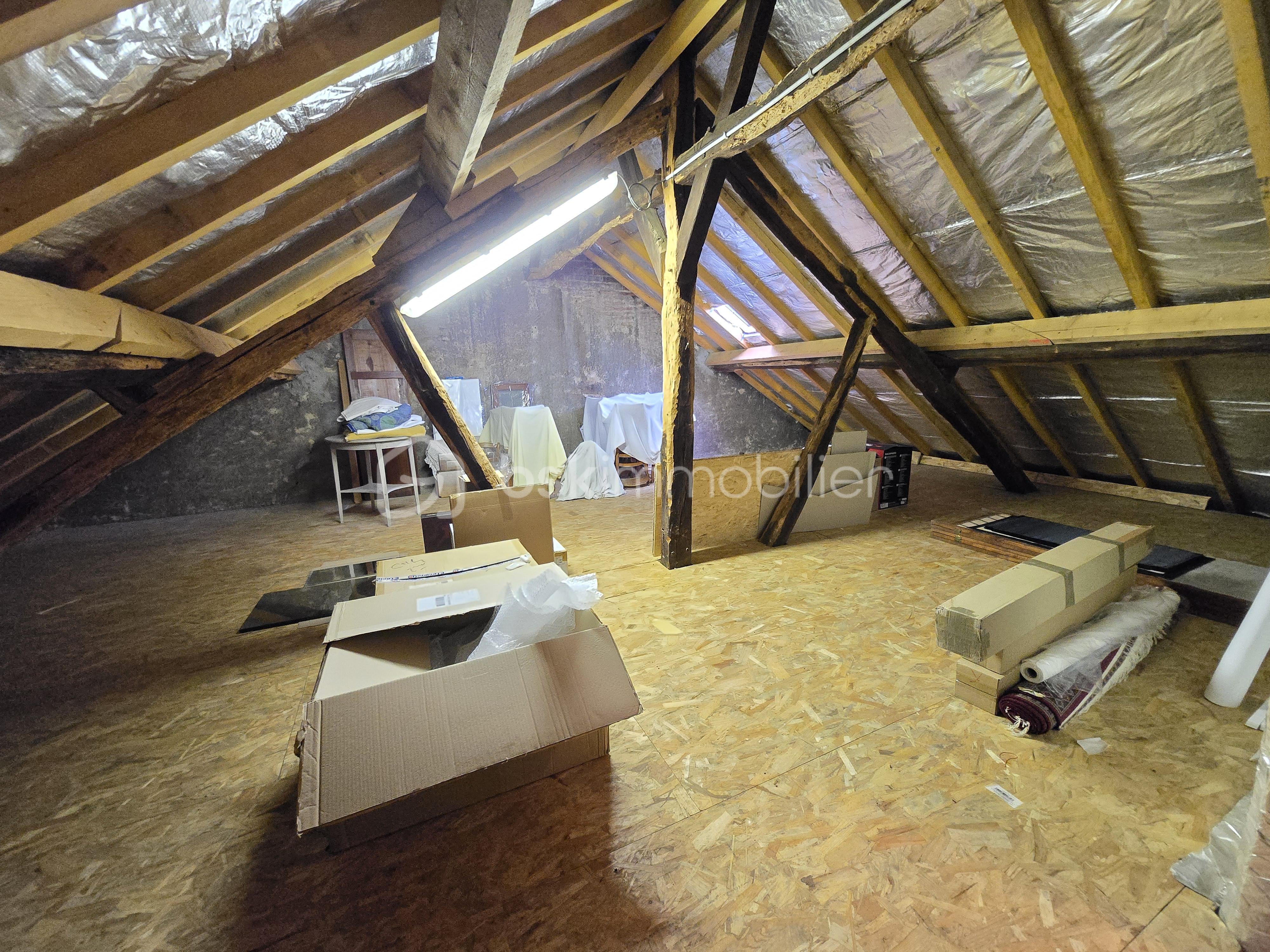 Maison de ville de 204 m² - 20251021_102031.jpg