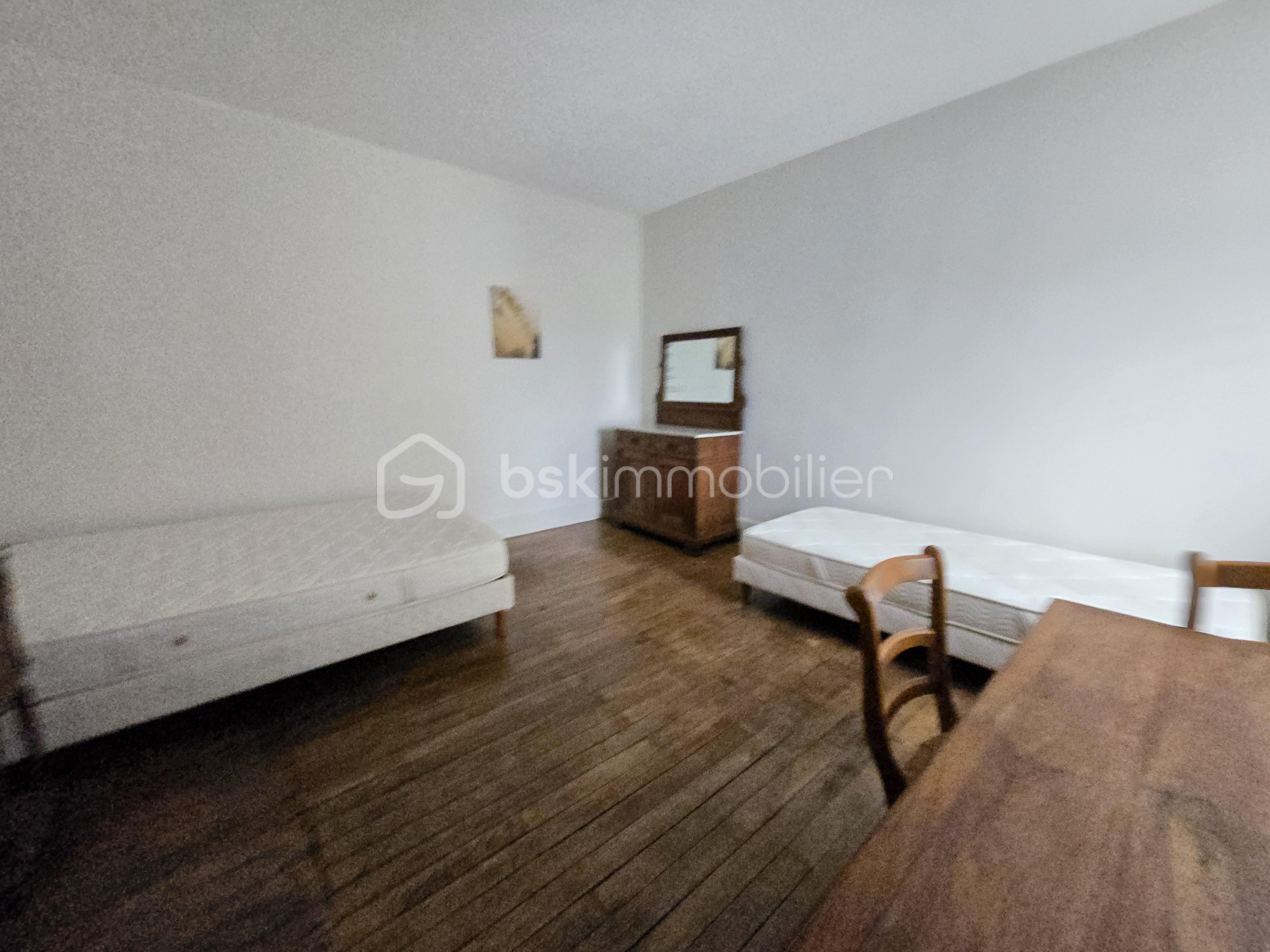 Maison de ville de 204 m² - 20251021_102322.jpg