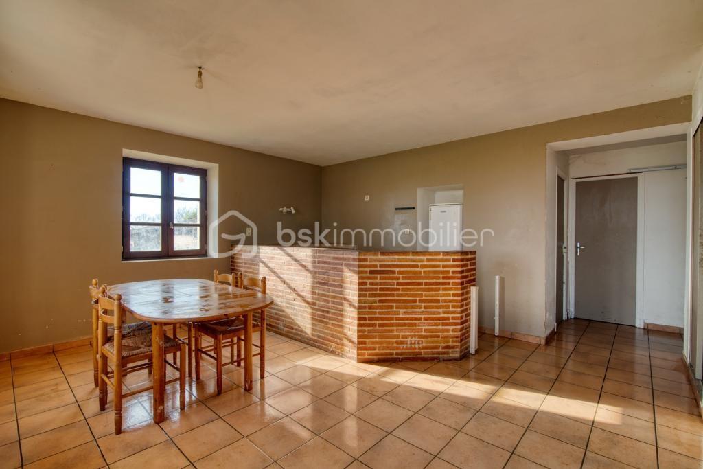 Corps de ferme de 81,98 m² - 503683441_10236862073314286_8297964683538688545_n.jpg